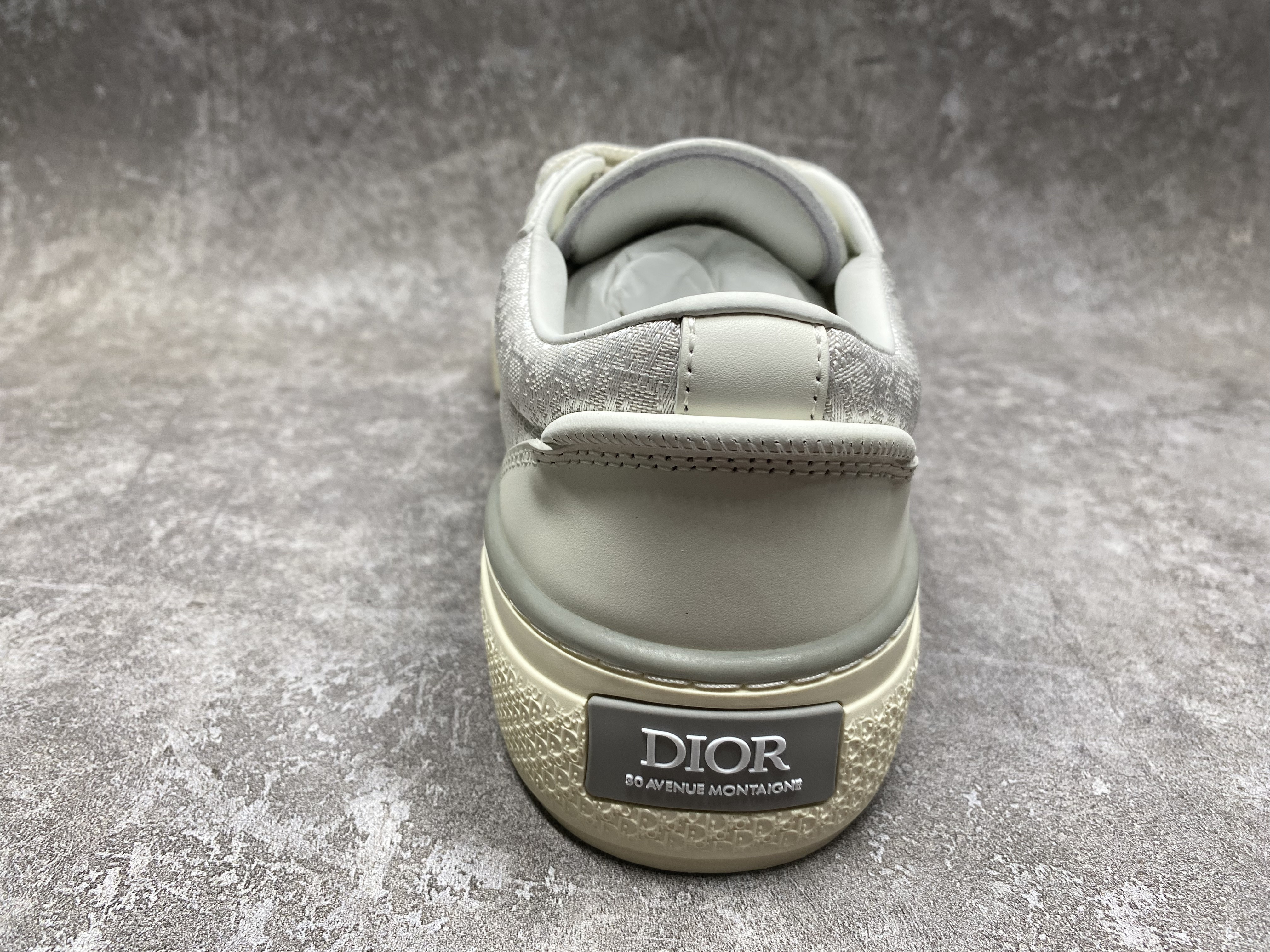 ua D*or b33 sneaker