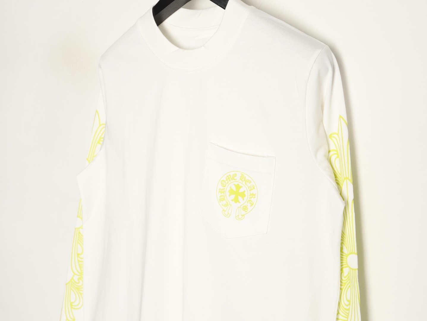 Ch**me He**ts long-sleeved t-shirt