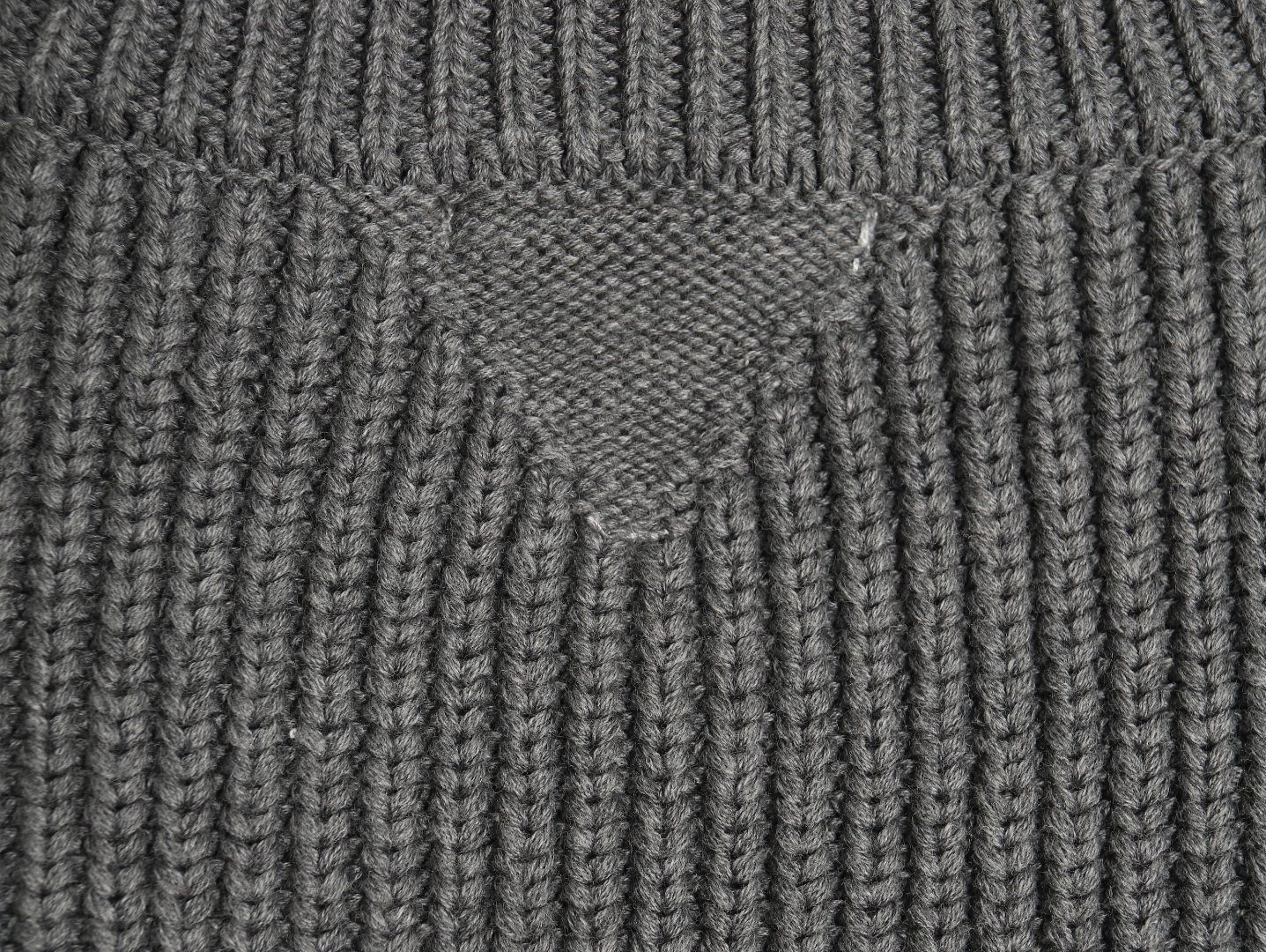 bo*te*ga Ve*ne*ta bv 23fw sweaters