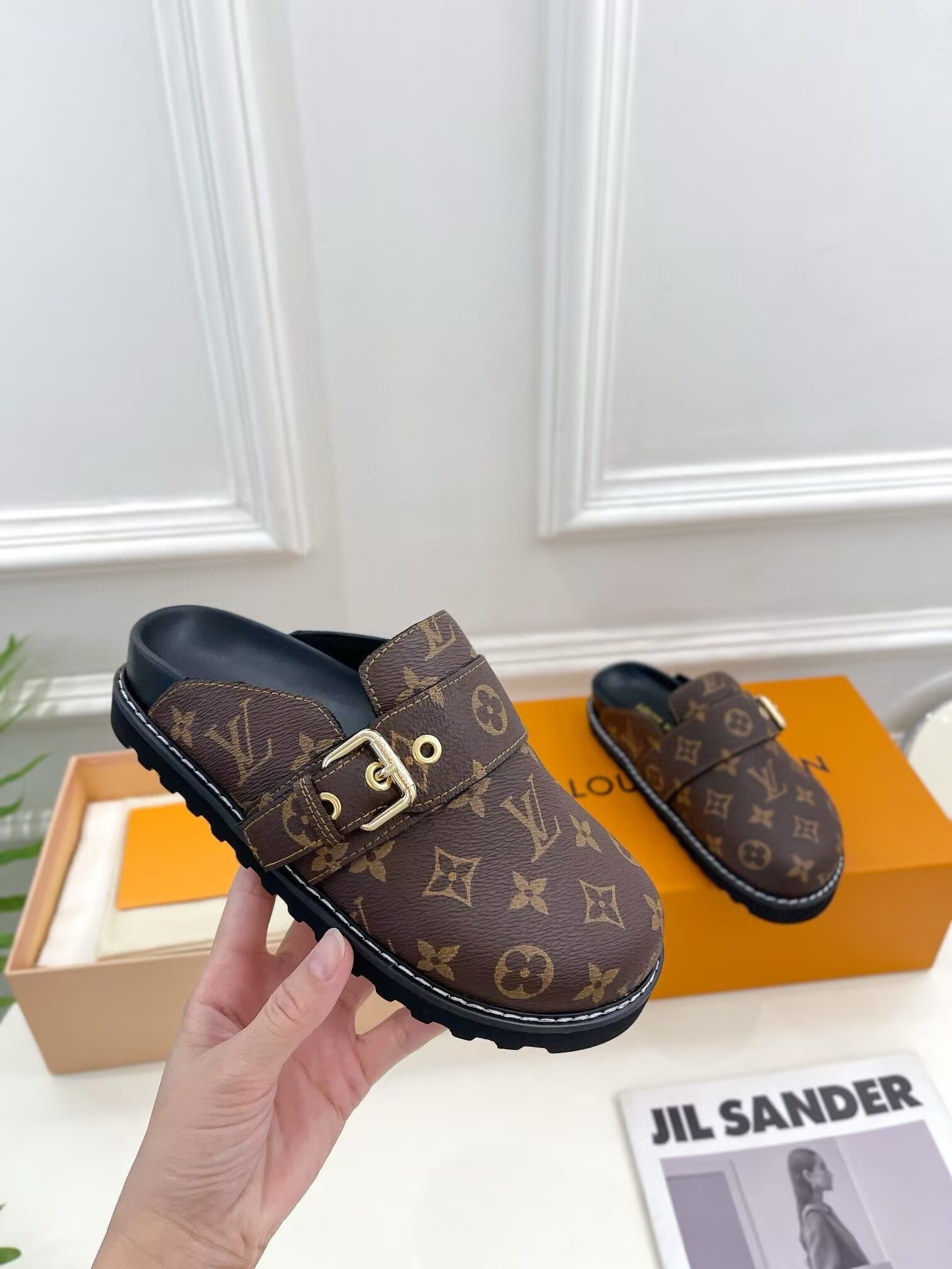 UA LV Cosy Flat Comfort Clogs