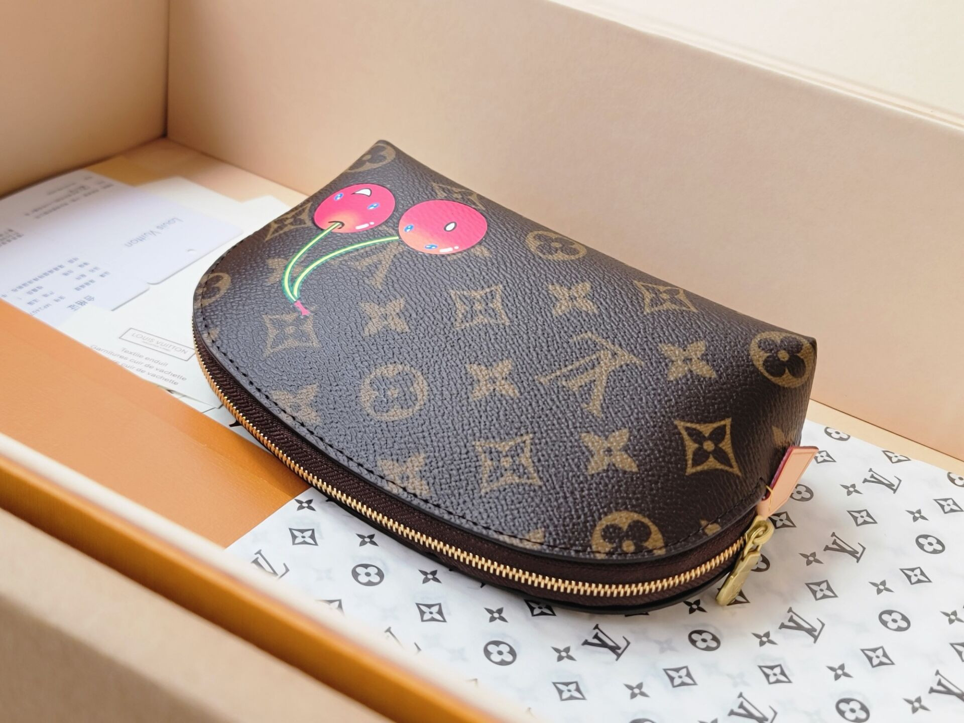 LV x TM Cosmetic Pouch PM M13766 17x12x6cm