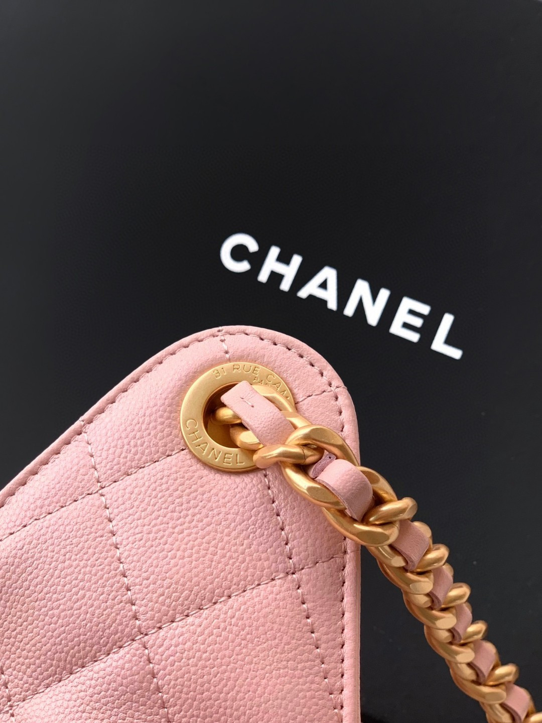 Ch*el 25c bucket bag 26x30x14cm