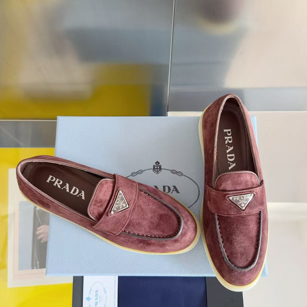 ua Pra*a shoes
