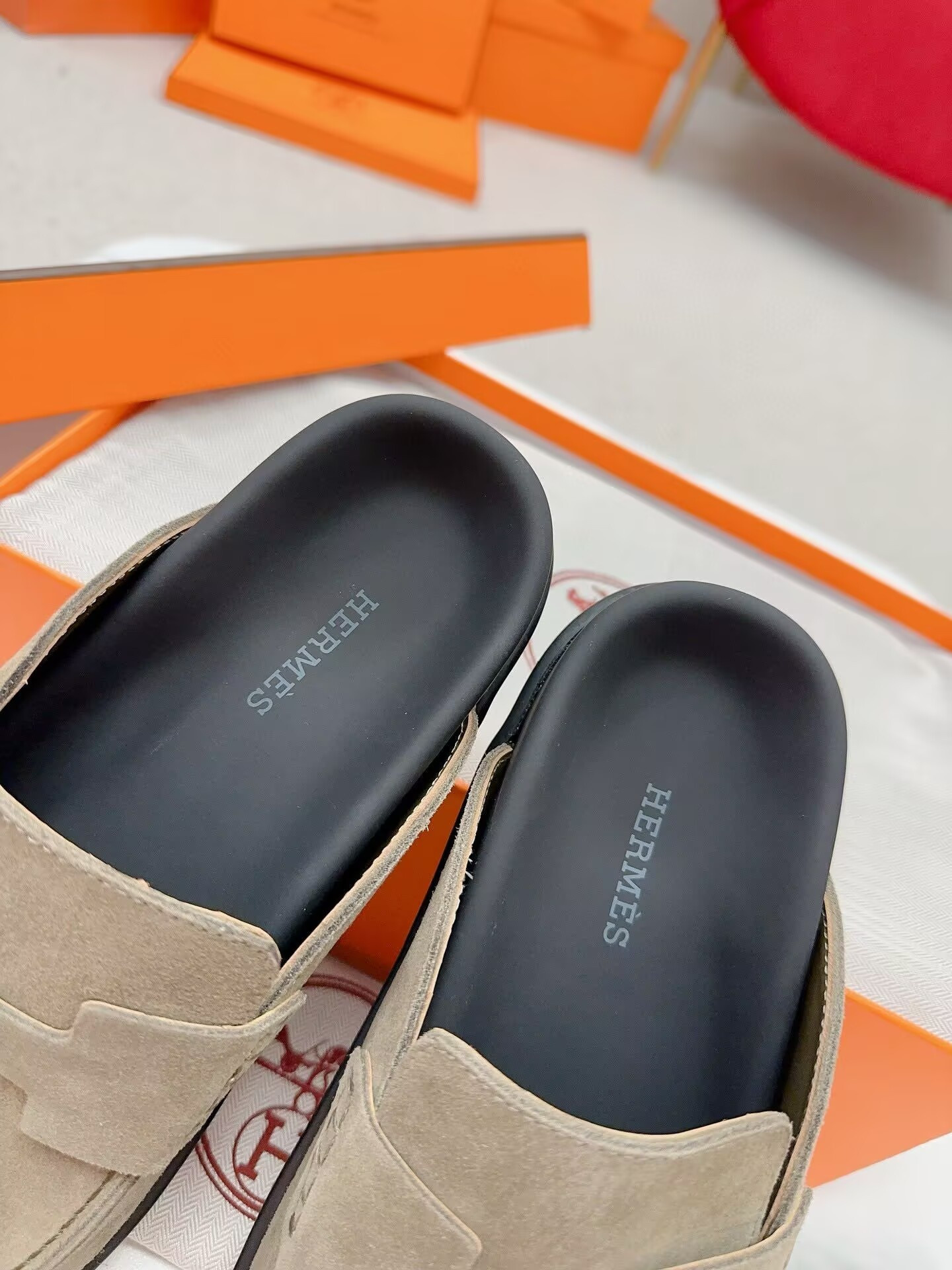 ua H**me5 slippers