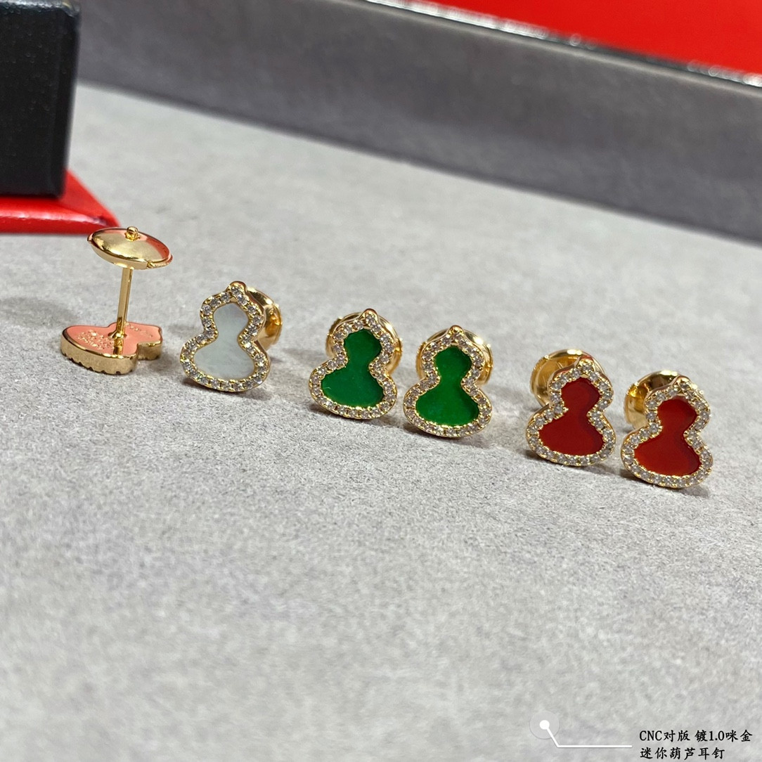 Qeelin Mini Gourd Earrings