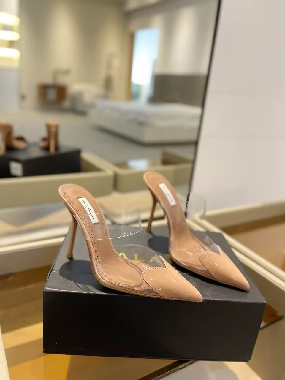 UA ALAÏA Le Coeur Mule Heart-Toe Slingback Pump 10.5cm Heel