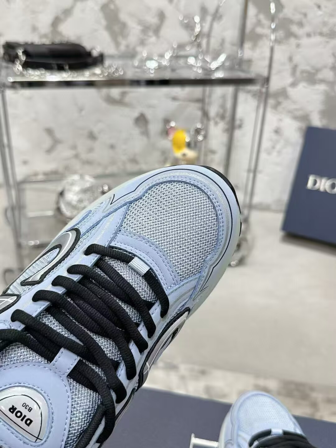 ua D*or b30