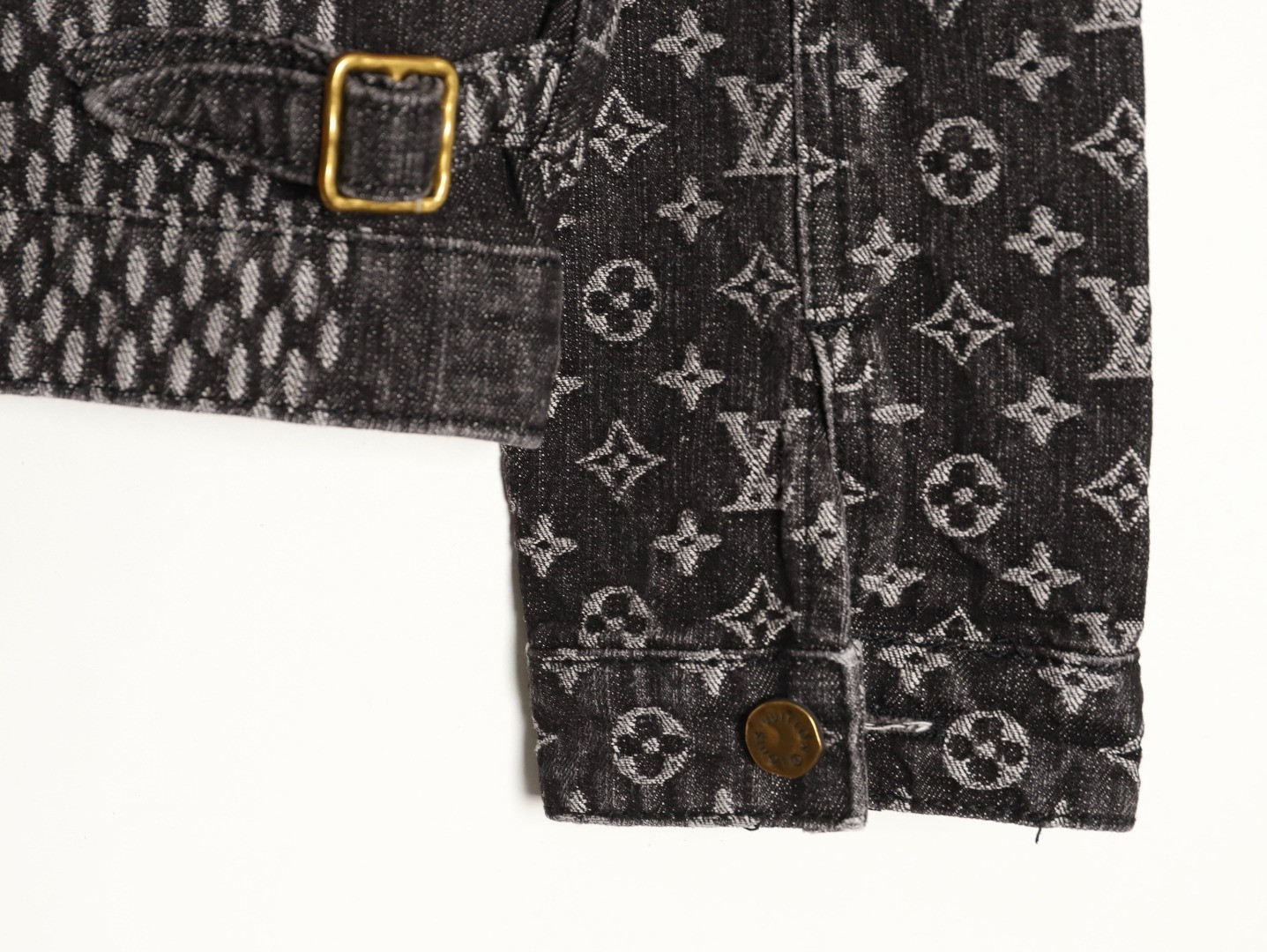 l0*is V*t0n denim jacket