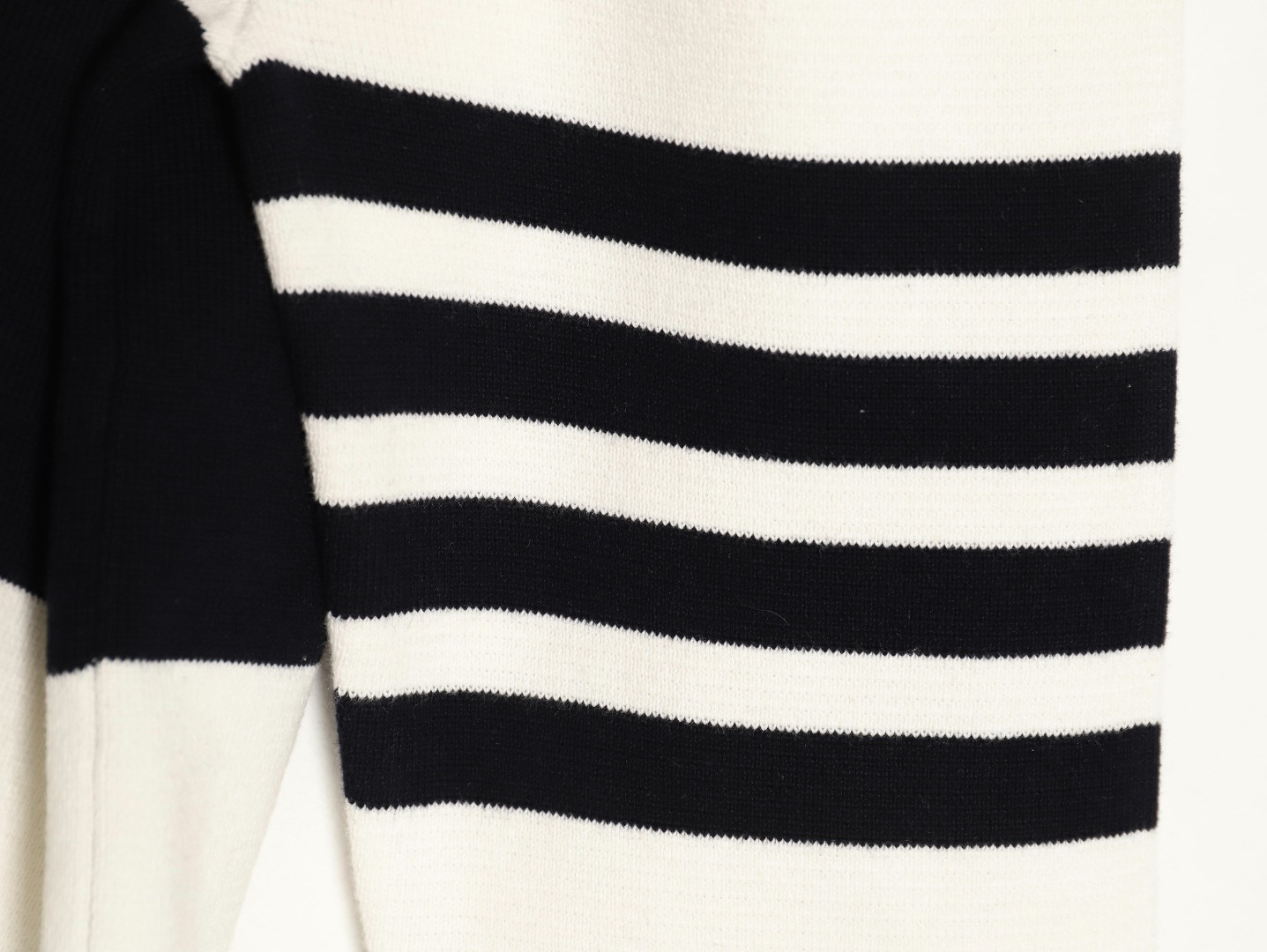 Thom Browne Cardigan Sweaters