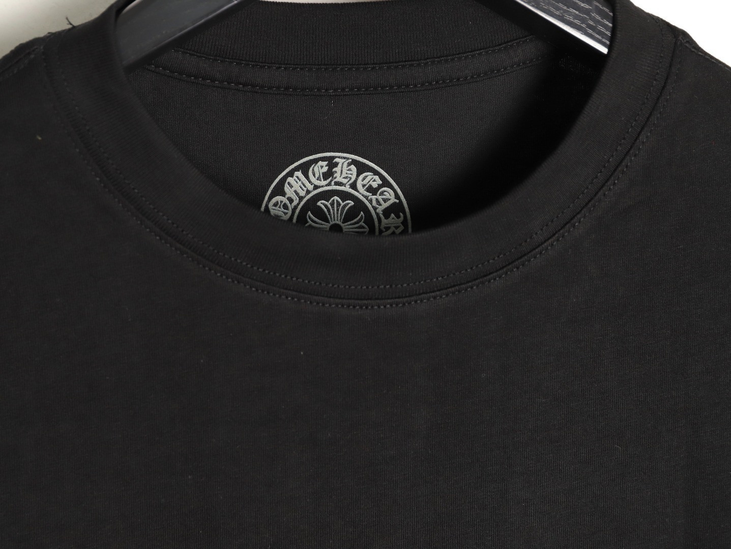 Ch**me He**ts 25fw long-sleeved t-shirt