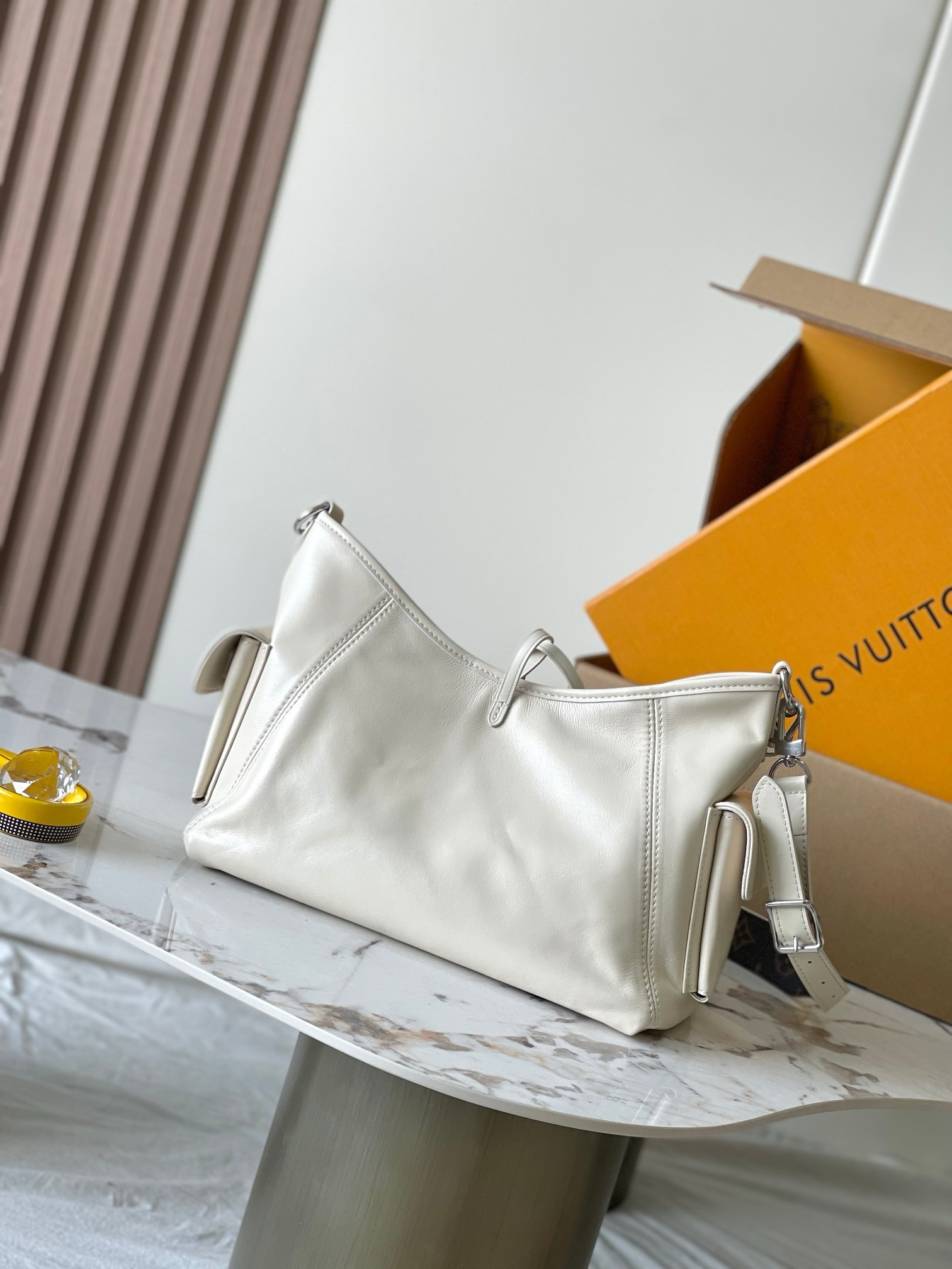 LV CarryAll Cargo Vibe PM M12919 33.5x23x15cm