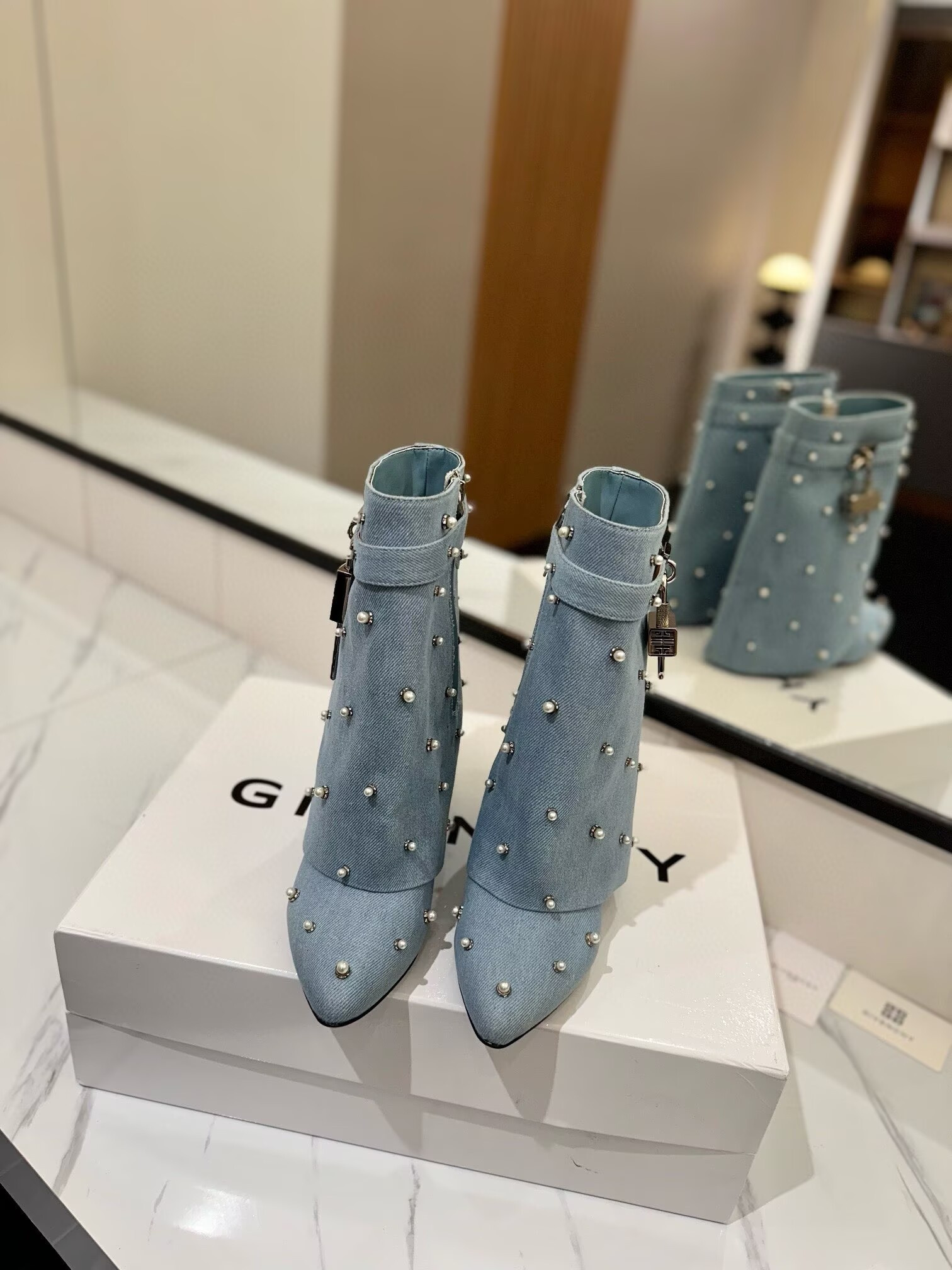 UA Givenchy Boots