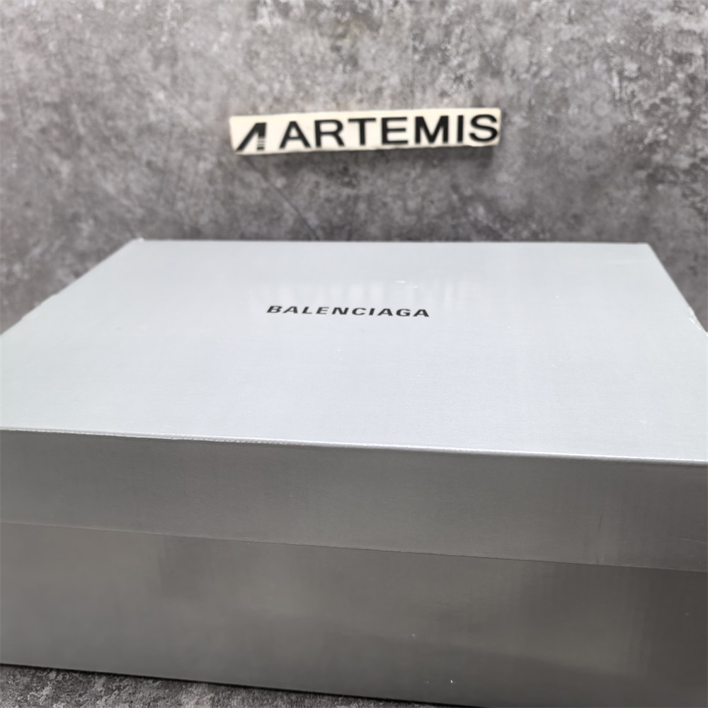 UA Balenciga 3XL Sneaker