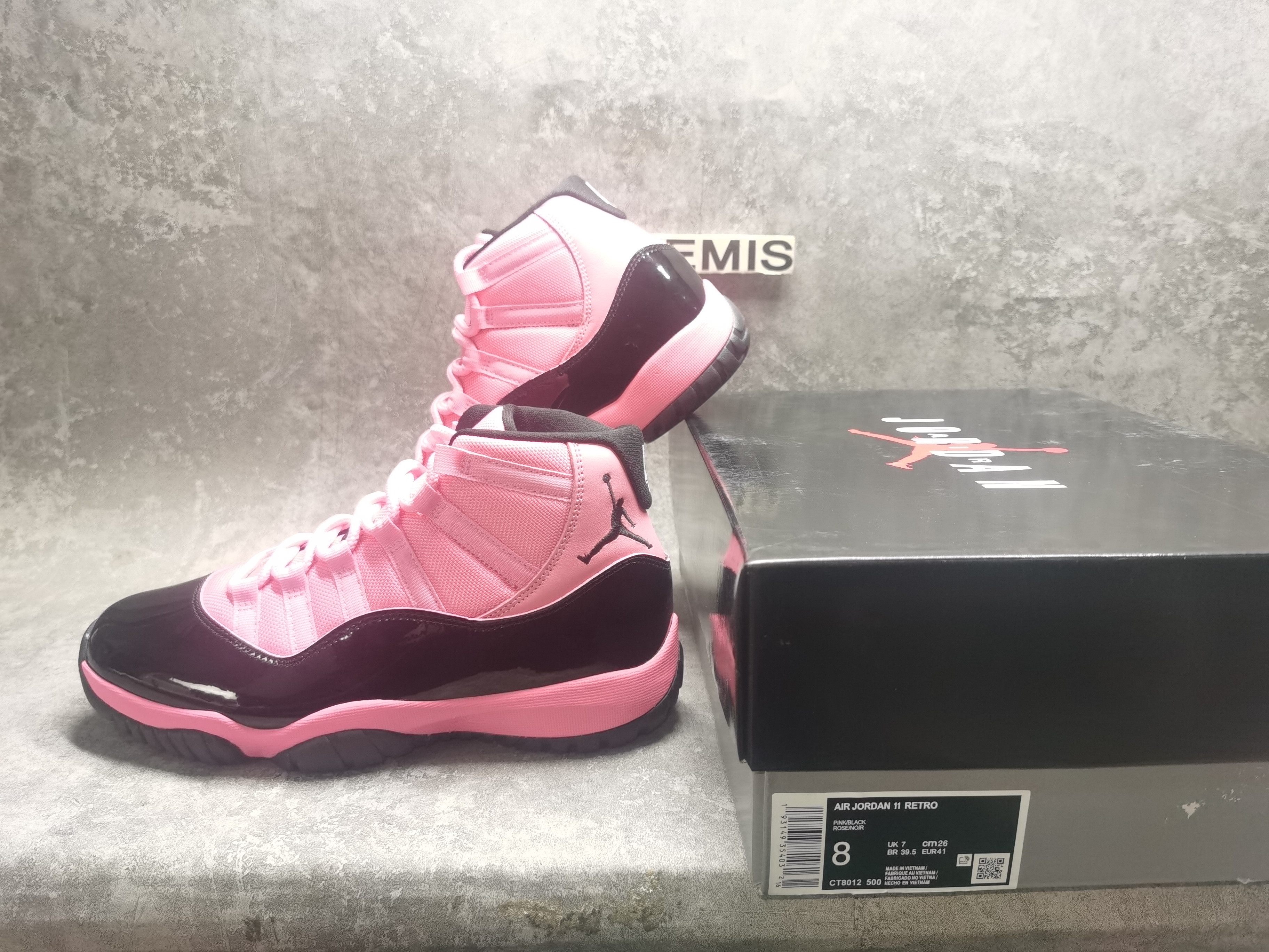 UA Jordan 11 Retro