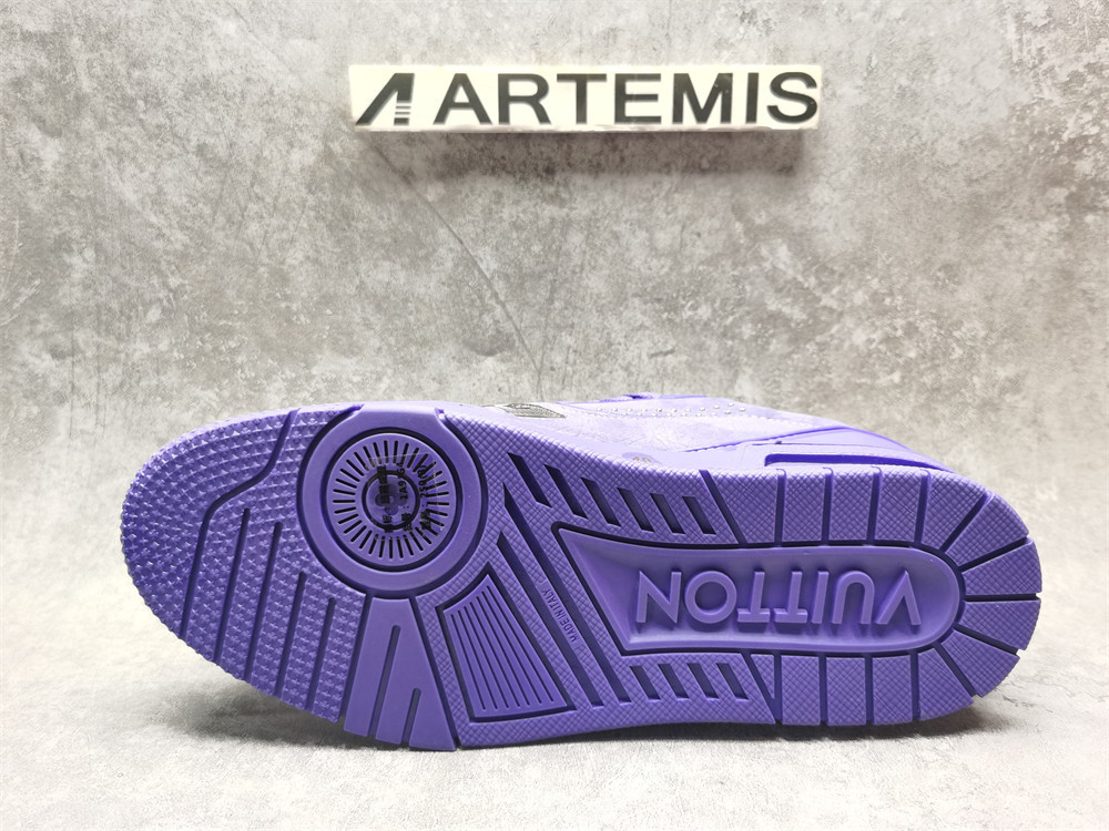 UA LV Trainer Sneaker