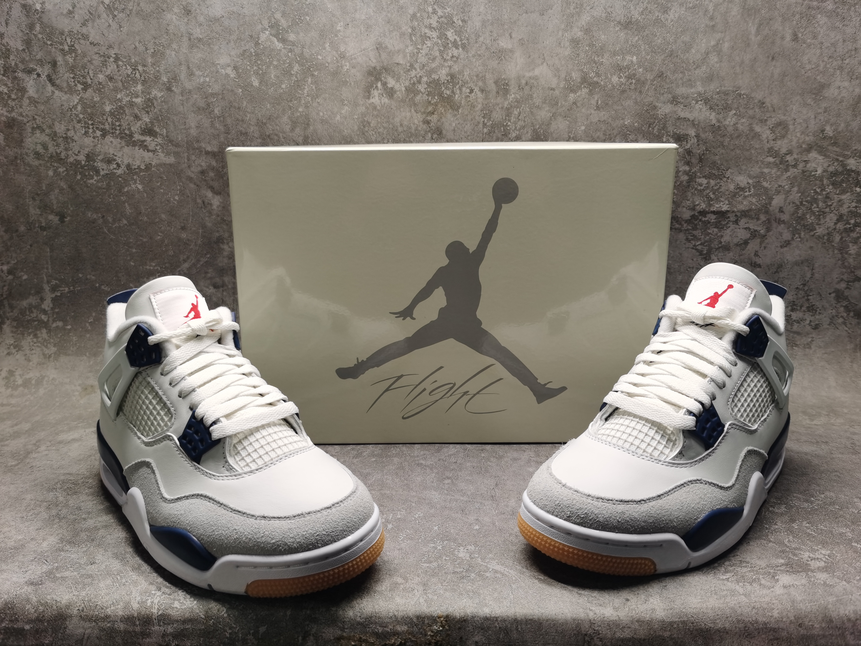 UA Air Jordan 4 Retro