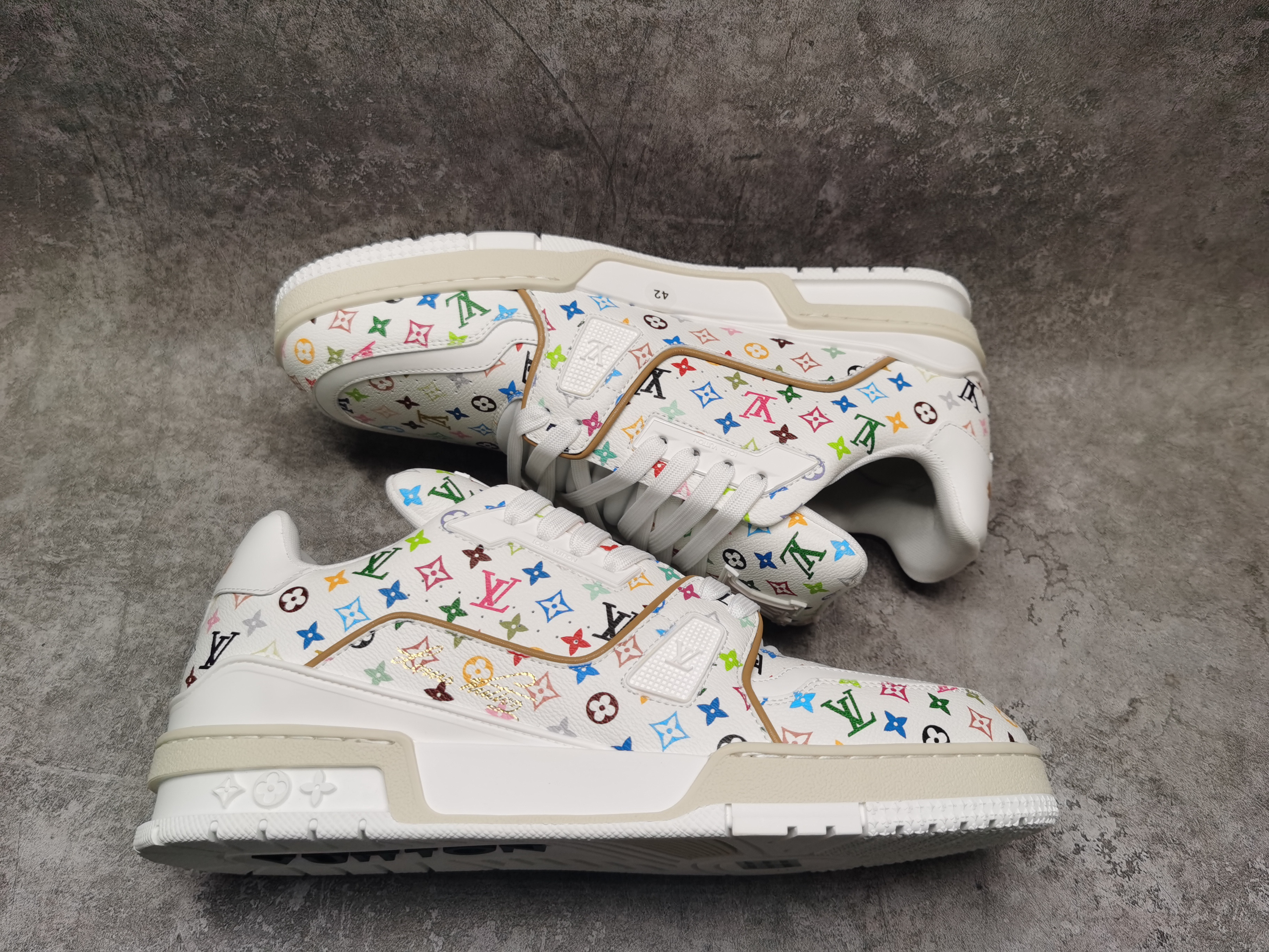 UA LV Trainer Sneaker
