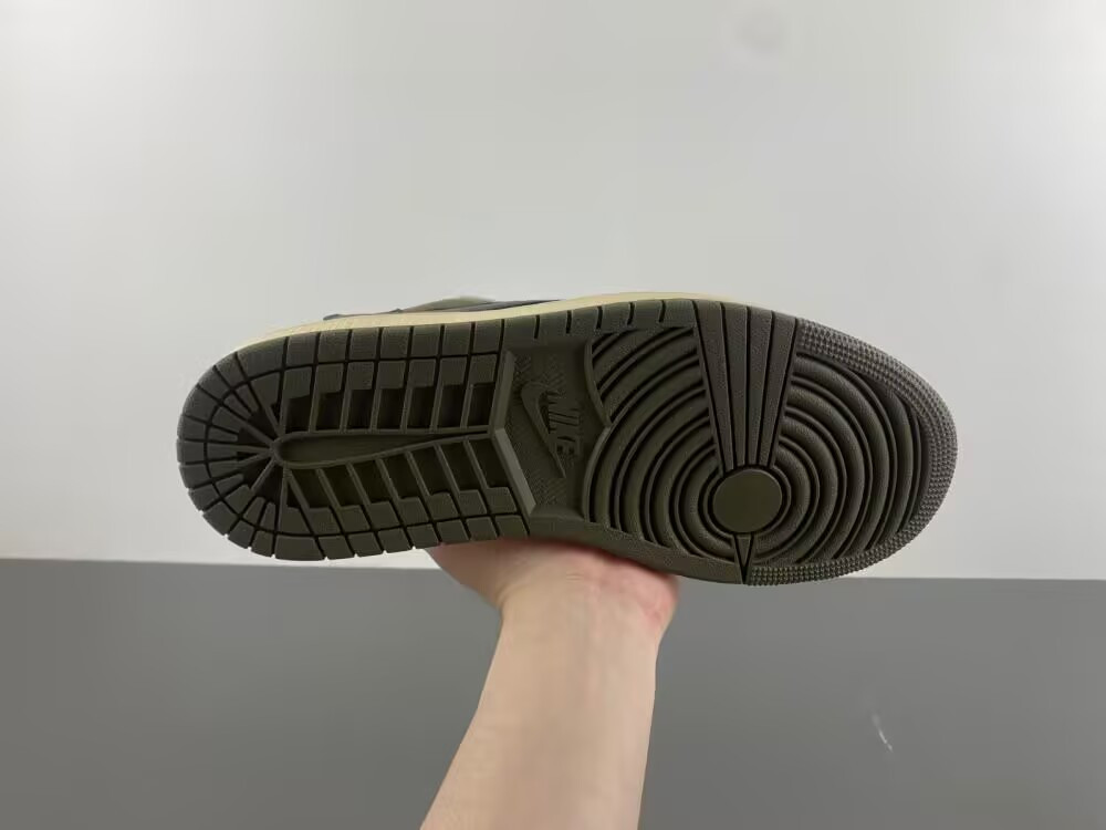 UA Jordan 1 Retro Low OG SP Travis Scott Medium Olive
