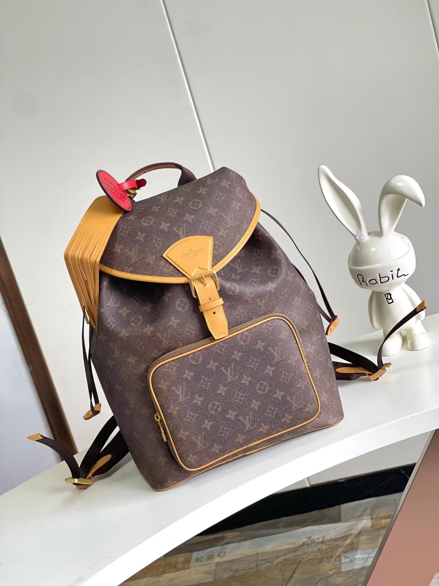 LV Montsouris Backpack M11540 32 x 40 x 19CM
