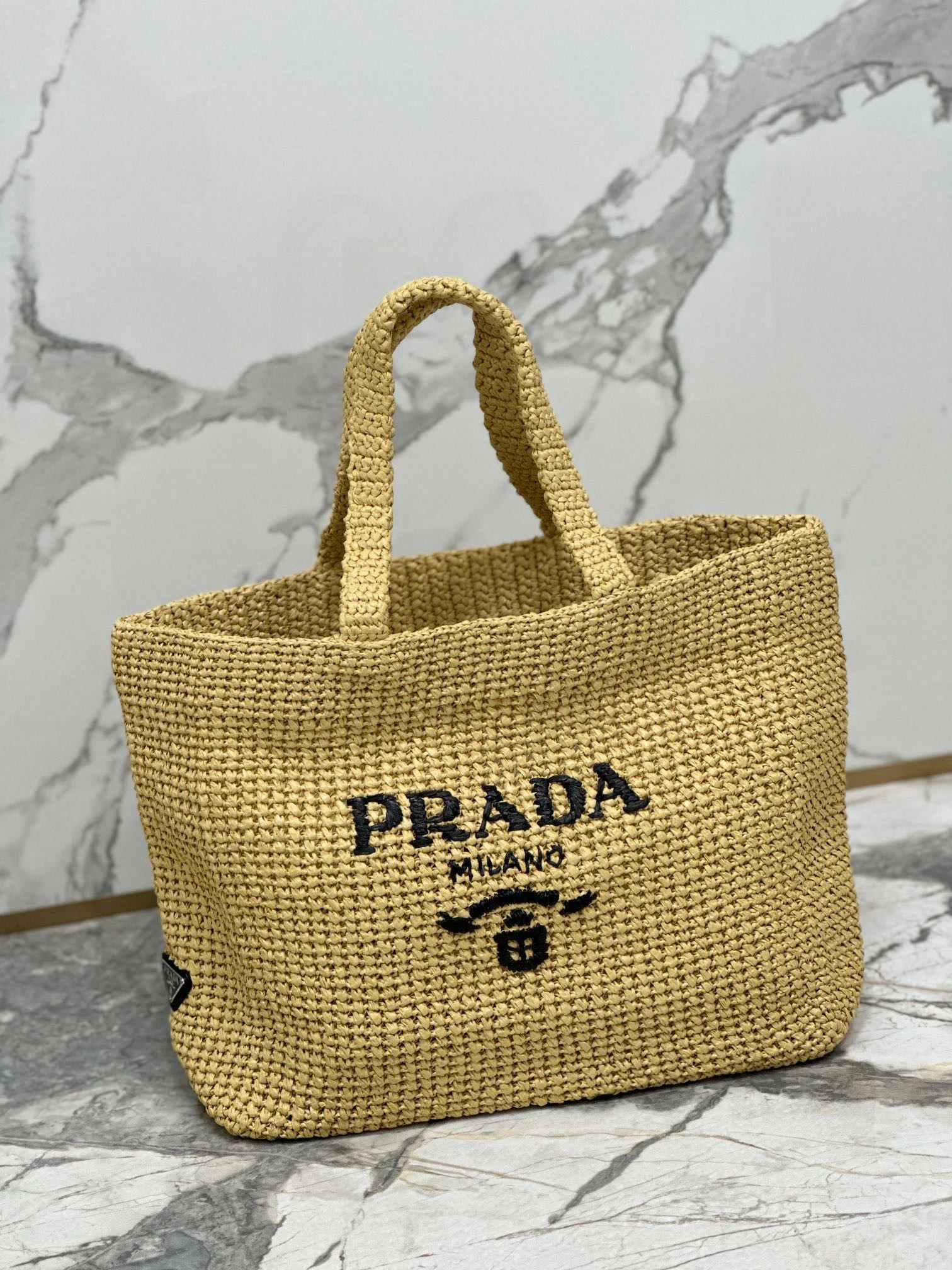 Pra*a crochet tote bag color natural