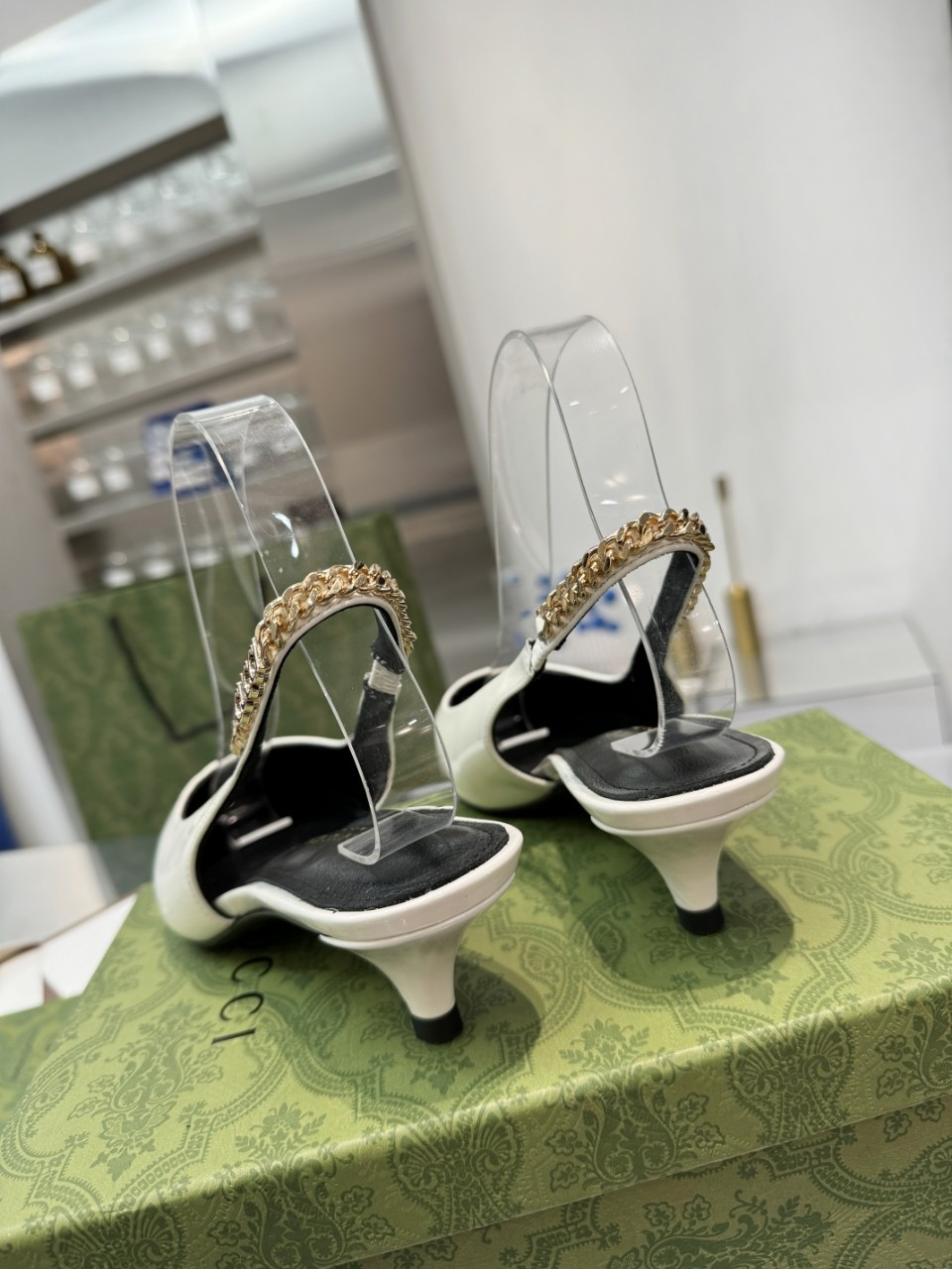 G*u*i signoria slingback pump mid-heel shoes