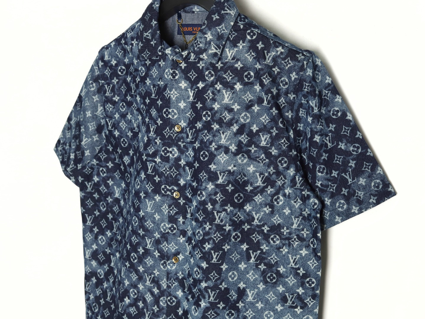 l0*is V*t0n lv short-sleeved shirts