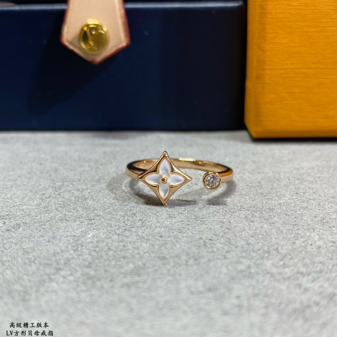 l0*is V*t0n square mother-of-pearl ring