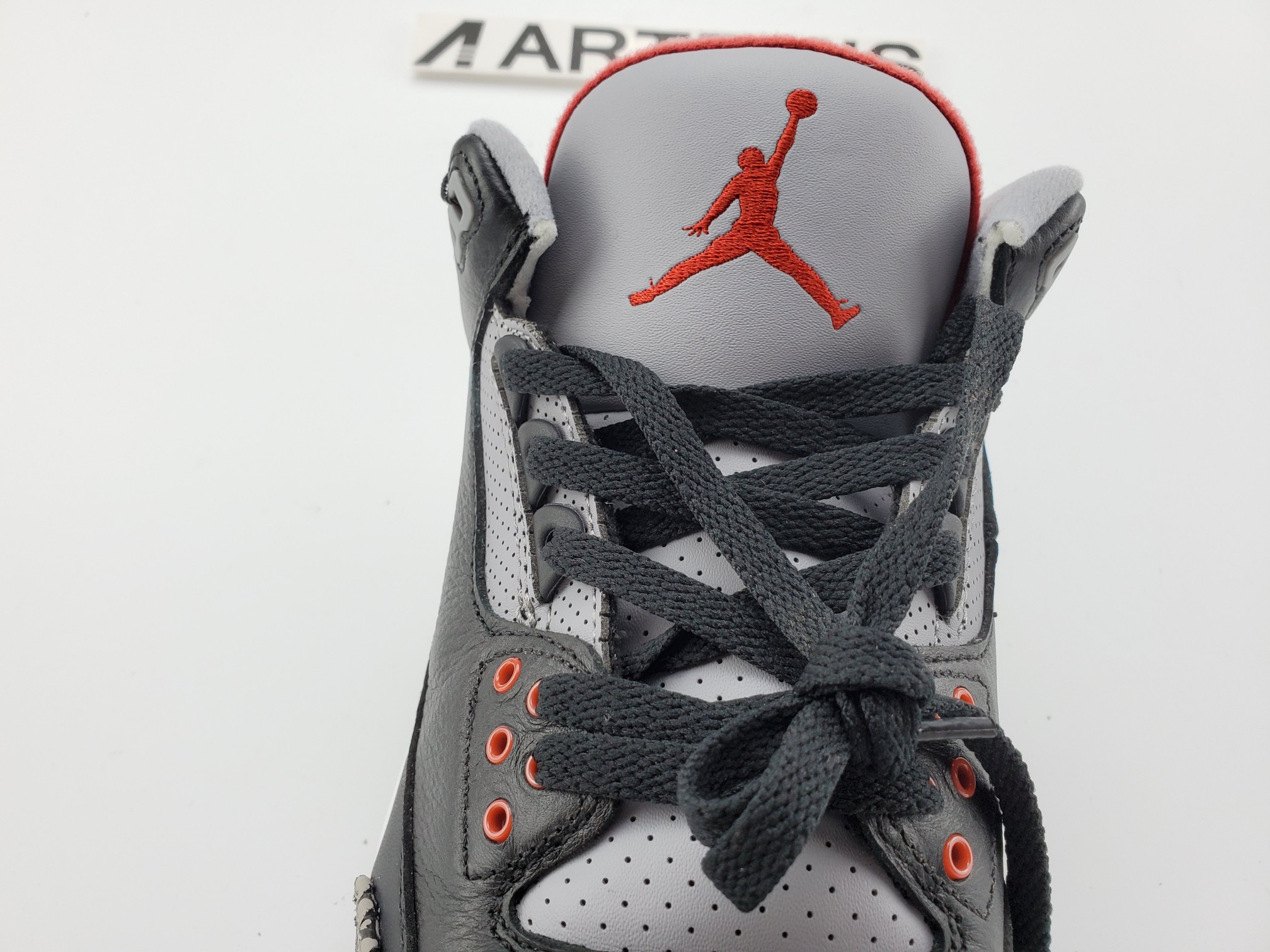 Air Jordan 3 Retro Black Cement (2018)