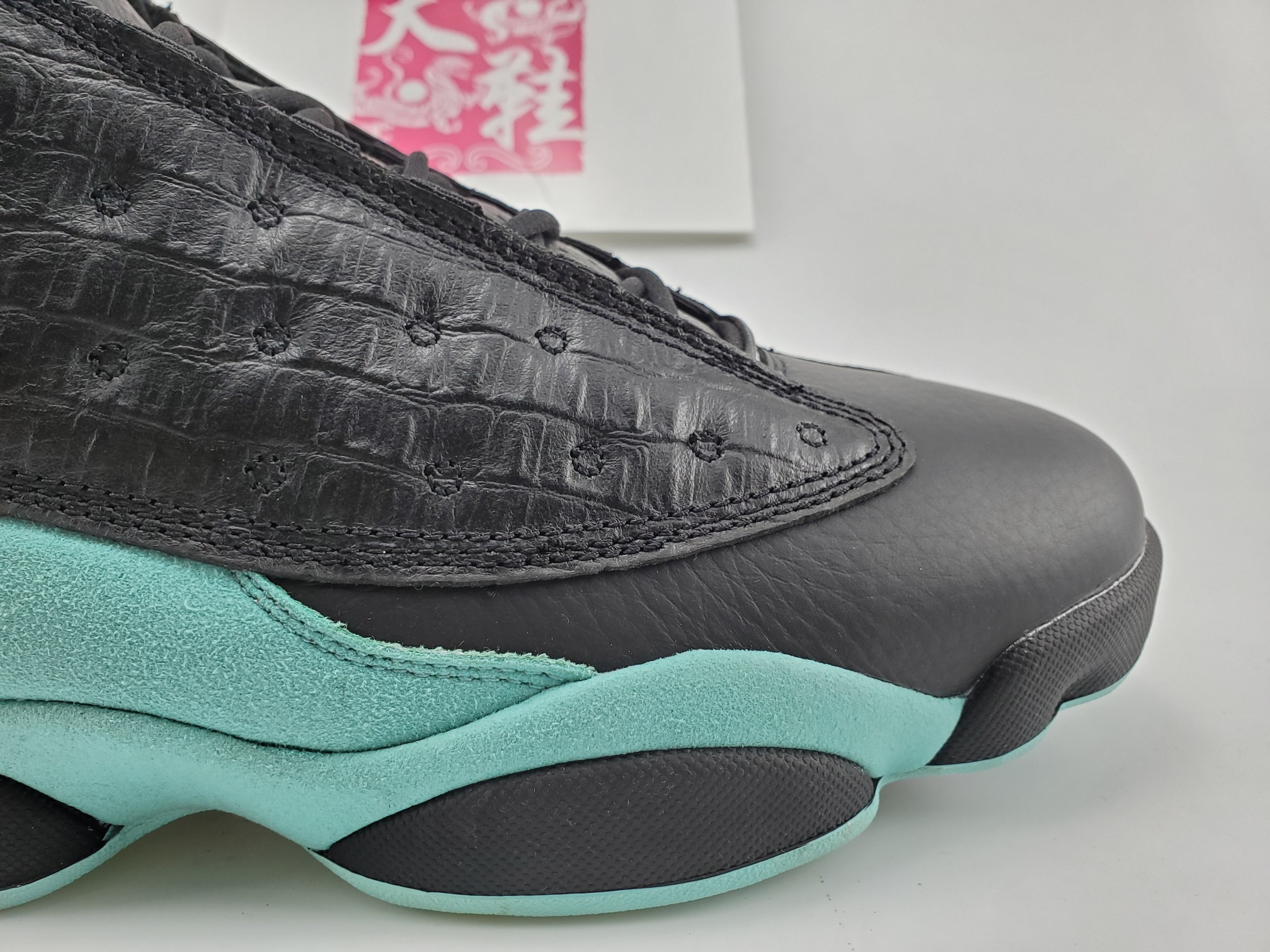 Air Jordan 13 Retro Black Island Green