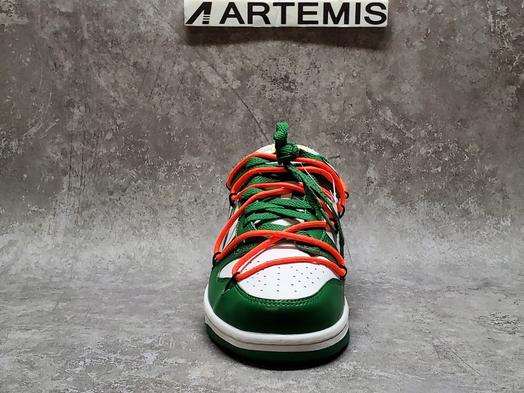 Nike Dunk Low Off -White "PINE GREEN"