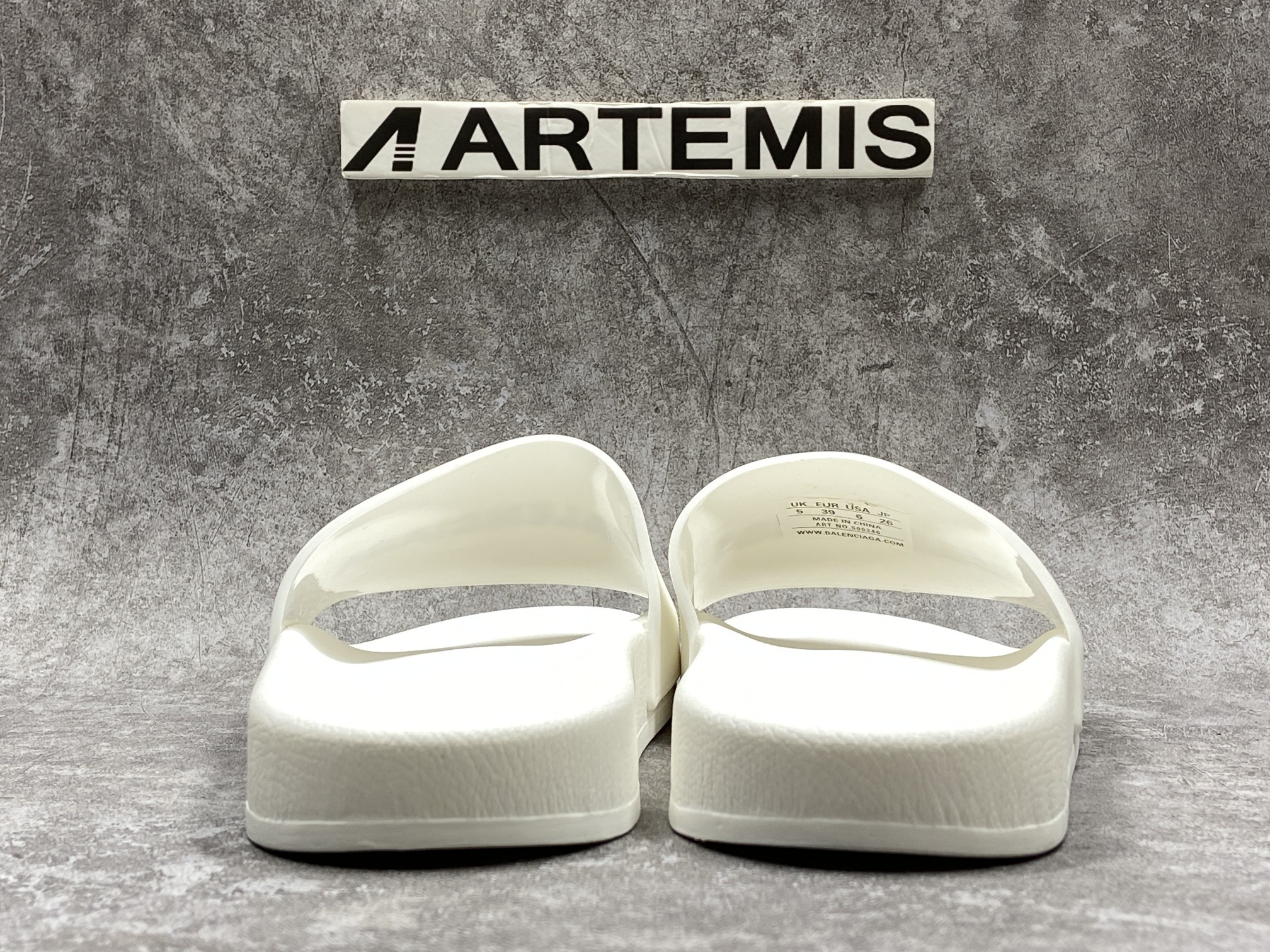 Balenciga Pool Slide White