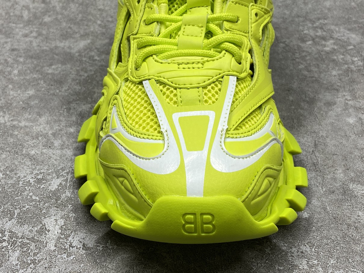Balenciga Track 5.0 Fluorescent Green