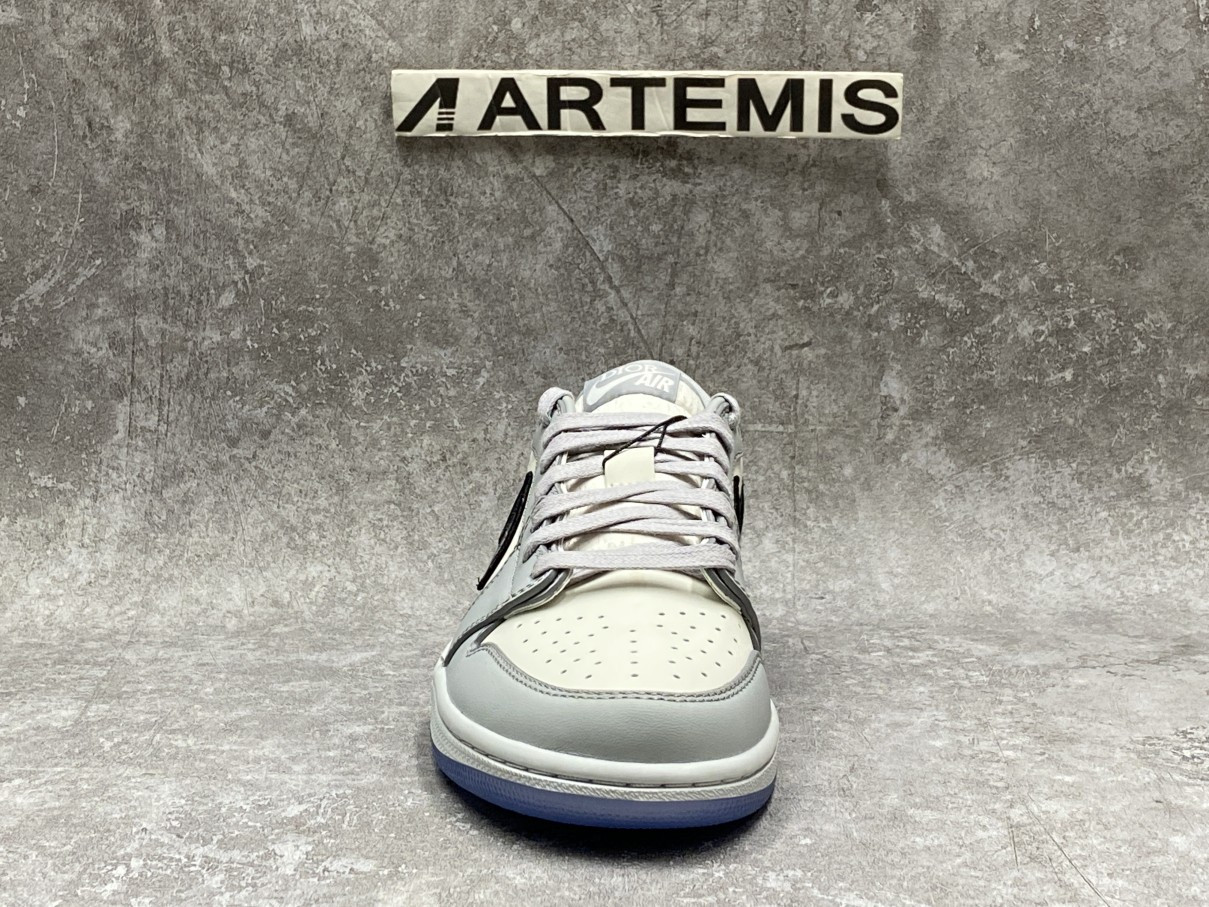 air jordan 1 retro low D*or (blue box version)