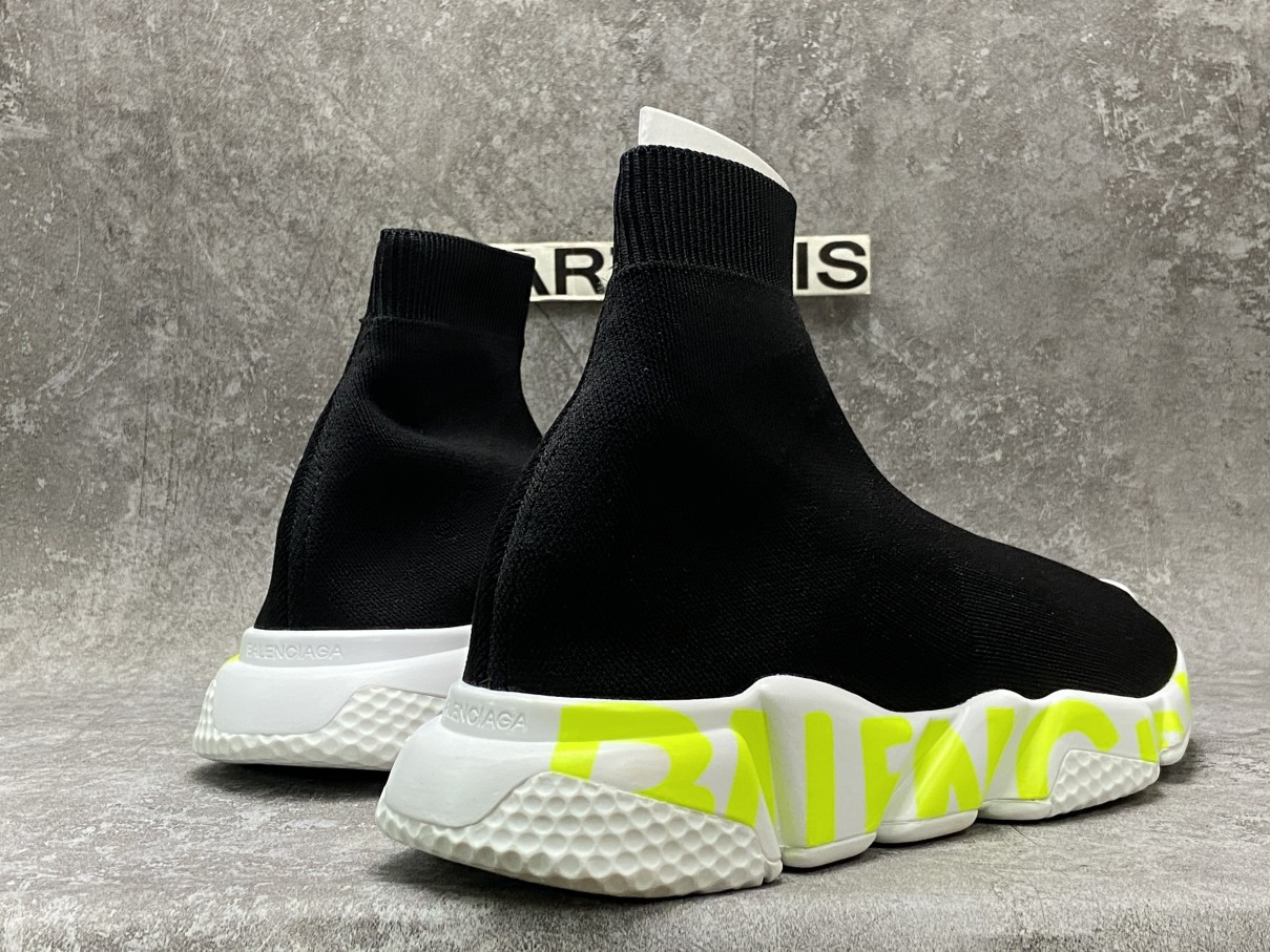 Balenciga Speed Black White Green sneaker
