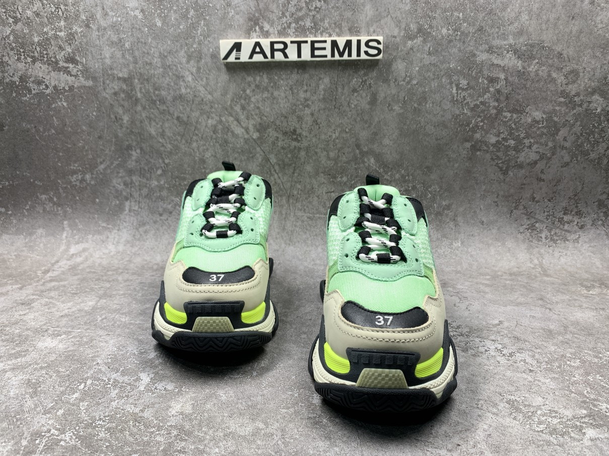 Balenciga Triple S Sneaker Very Fluo