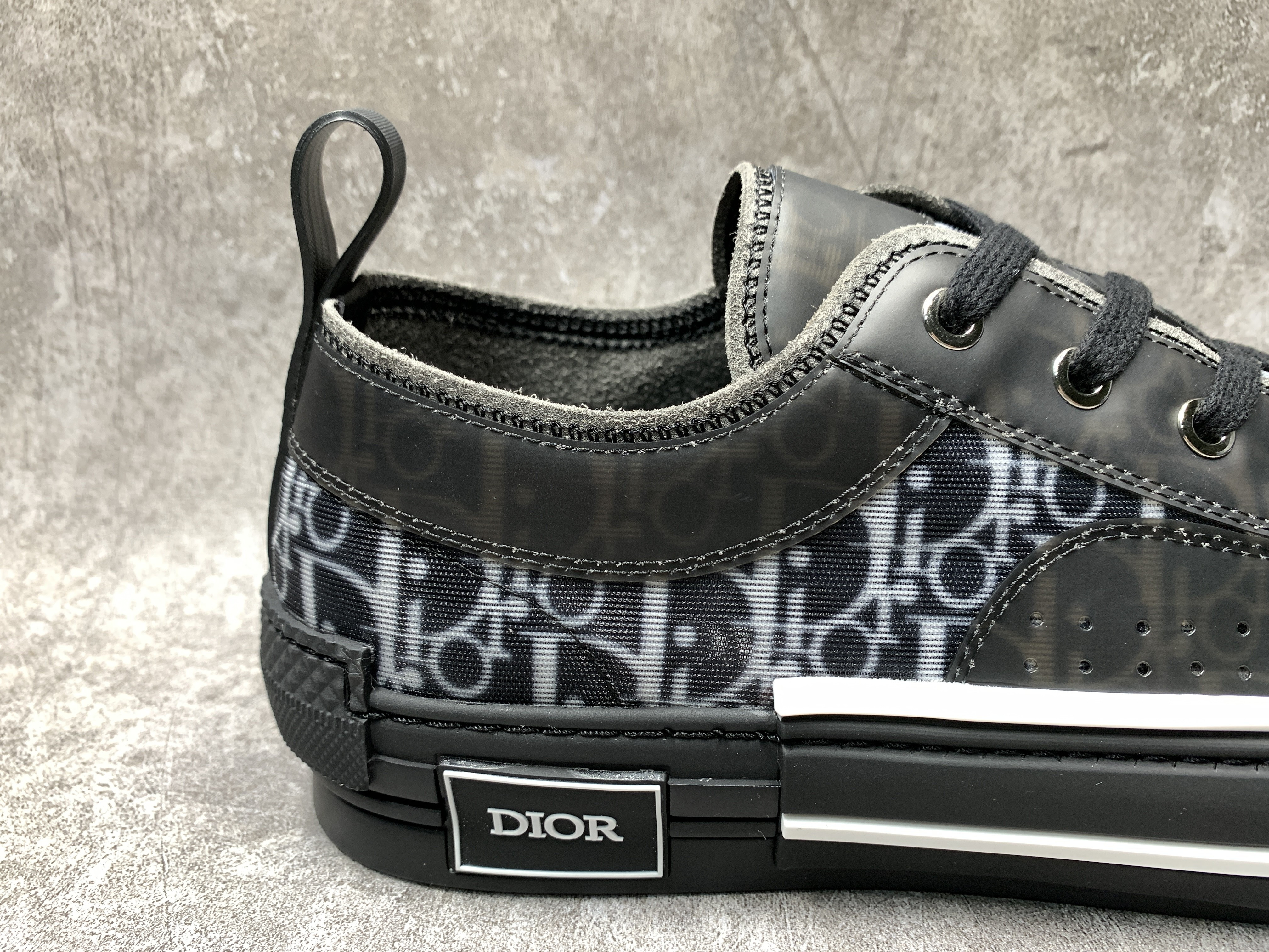 D*or b23 low top canvas oblique black