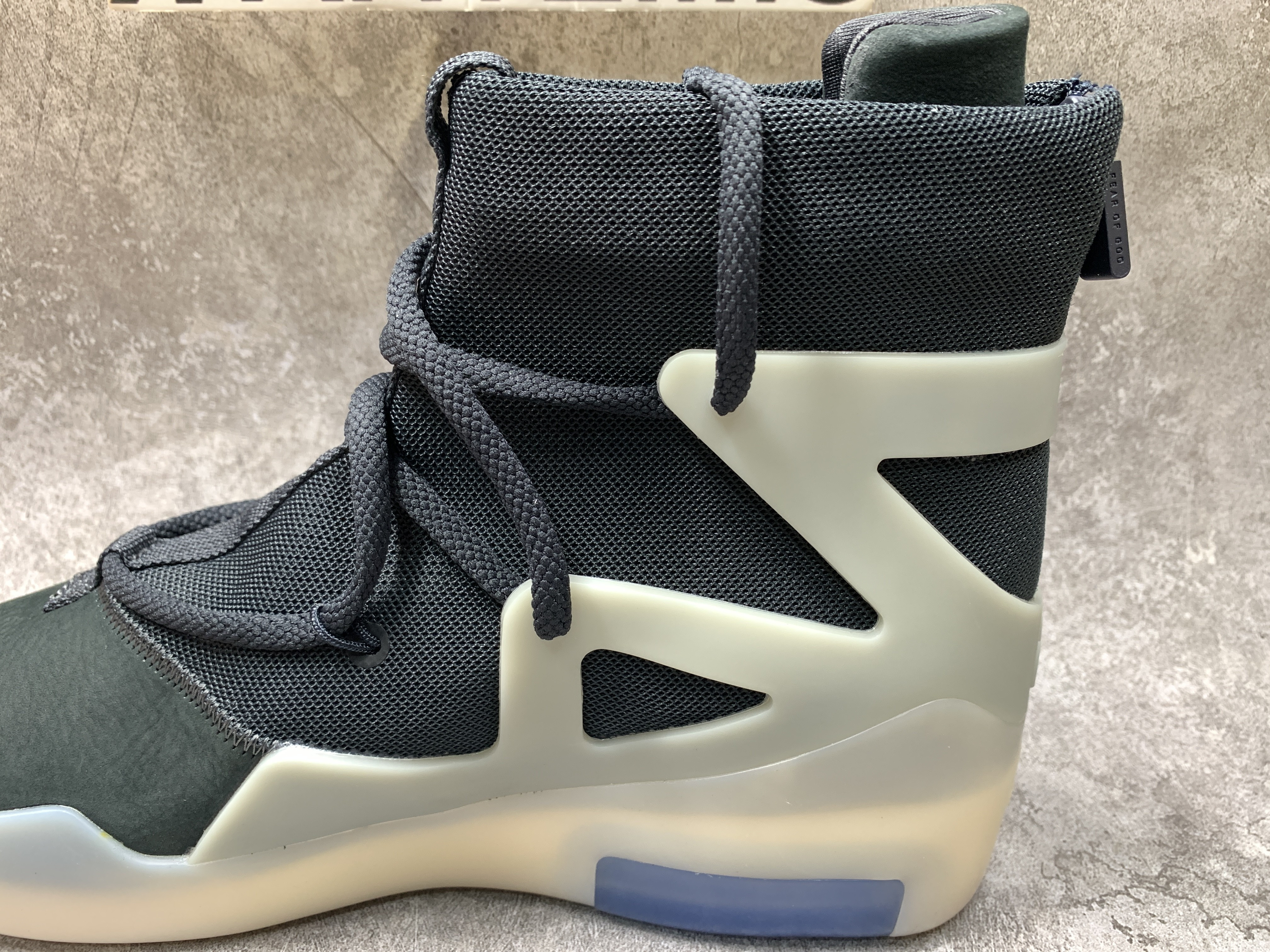 Nike Air Fear of God 1 String Off-Noir