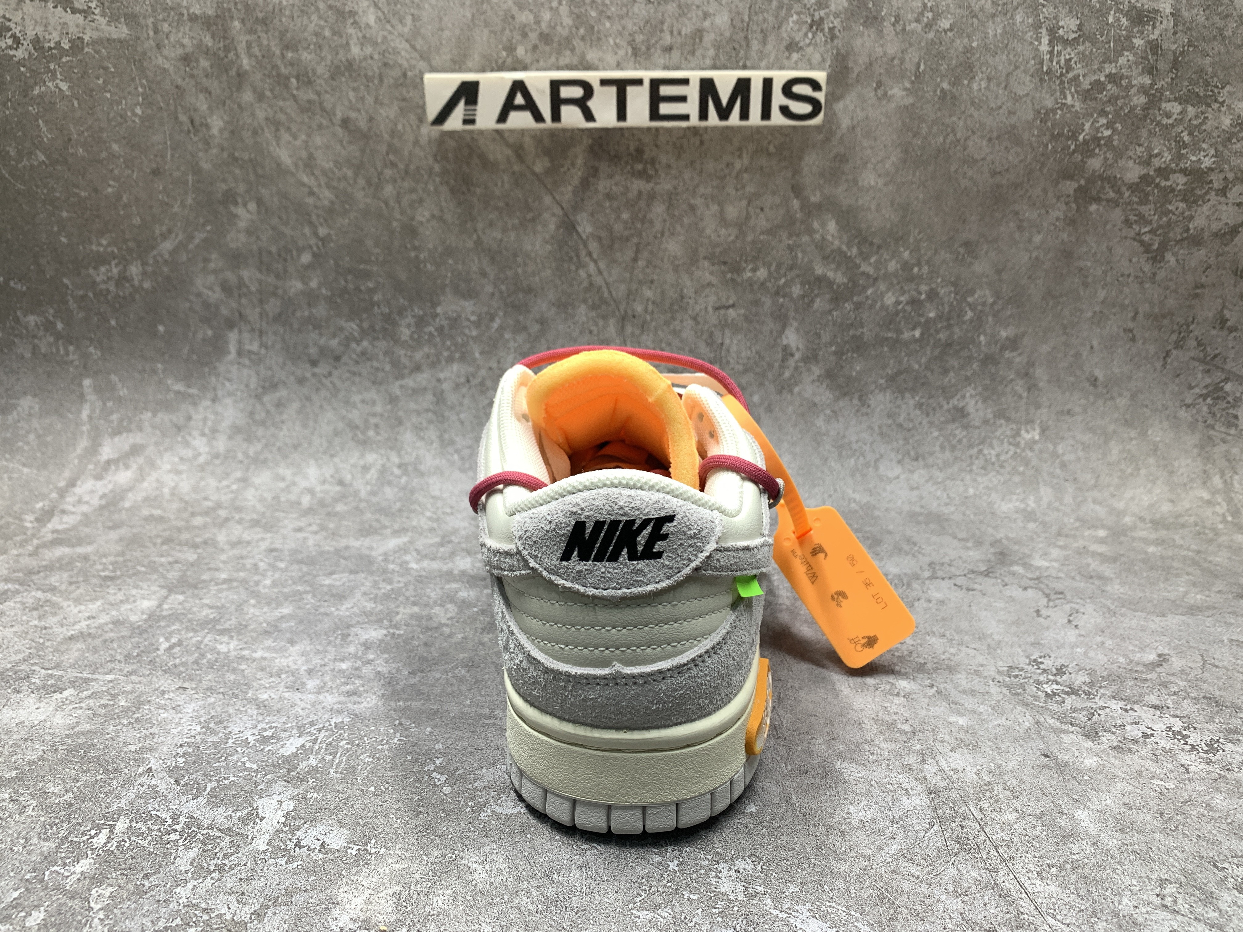 Off-White x Dunk Low Lot 35 of 50