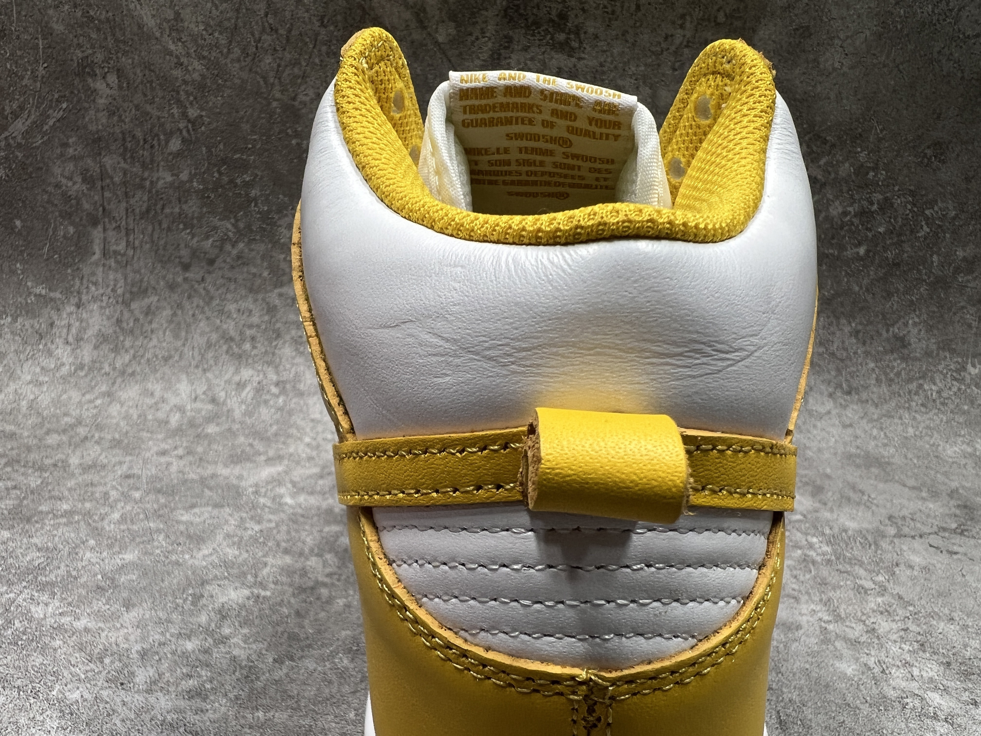 Nike Dunk High Dark Sulfur
