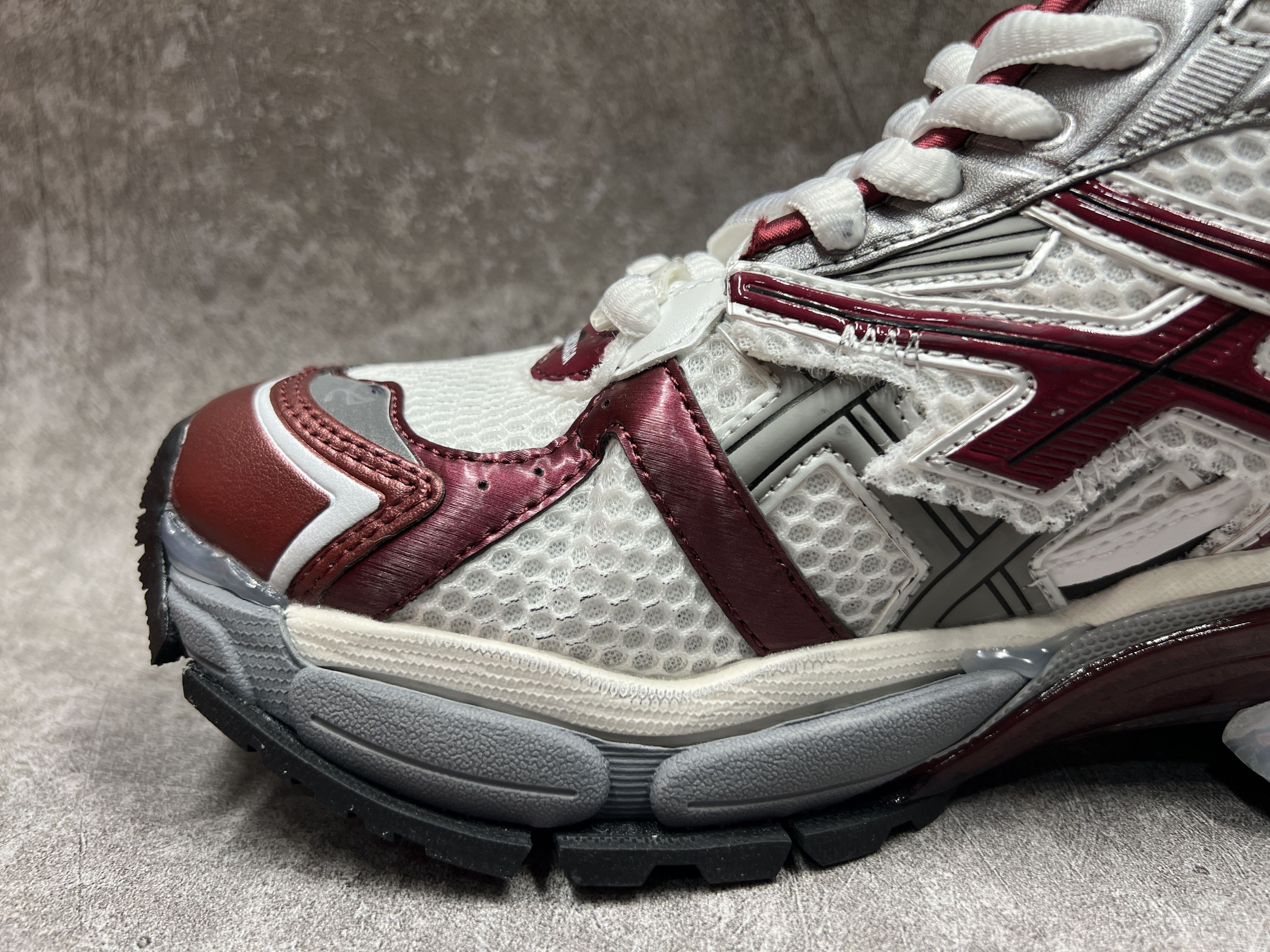 Balenciga Runner Sneaker Burgundy