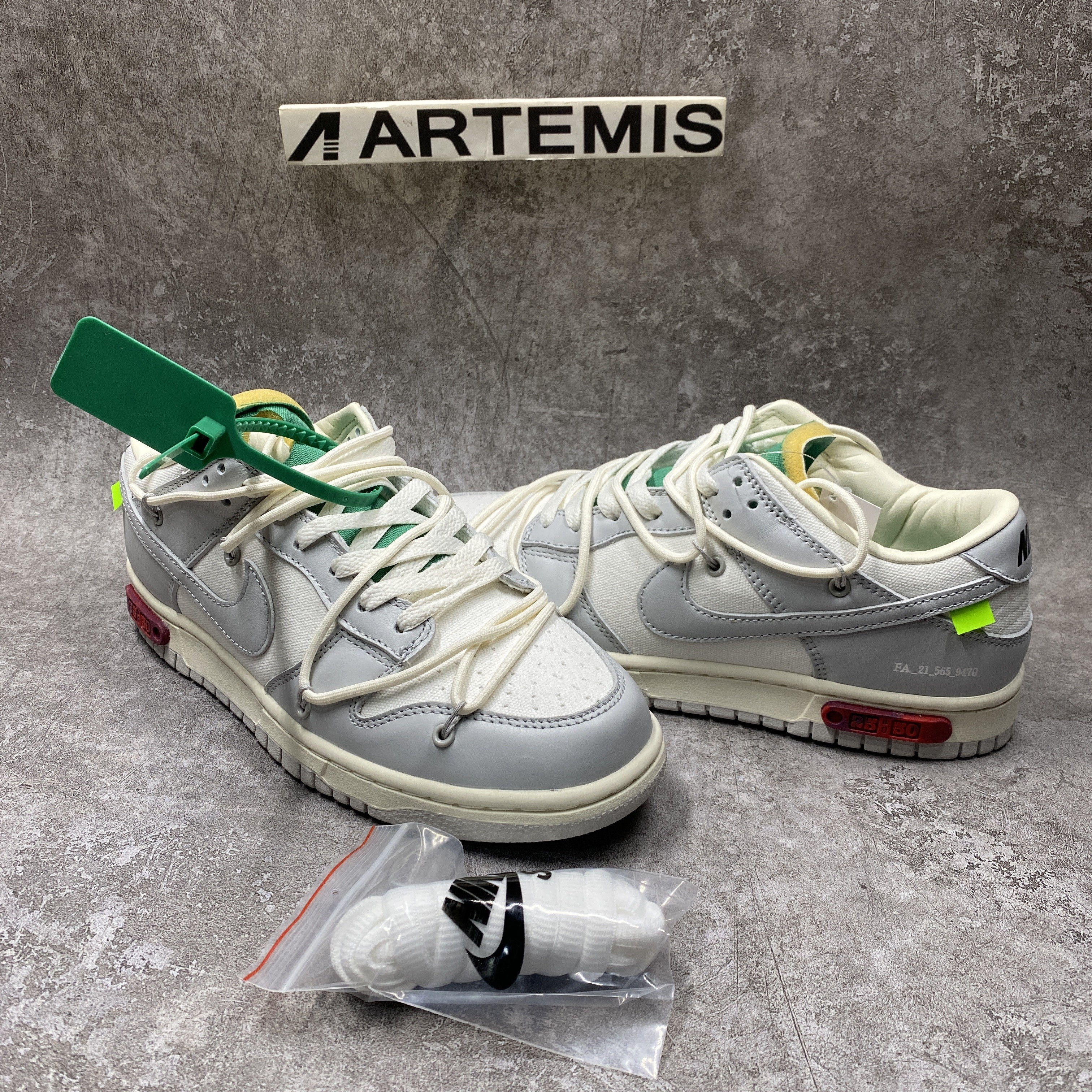 Nike Dunk Low Off-White Lot 25