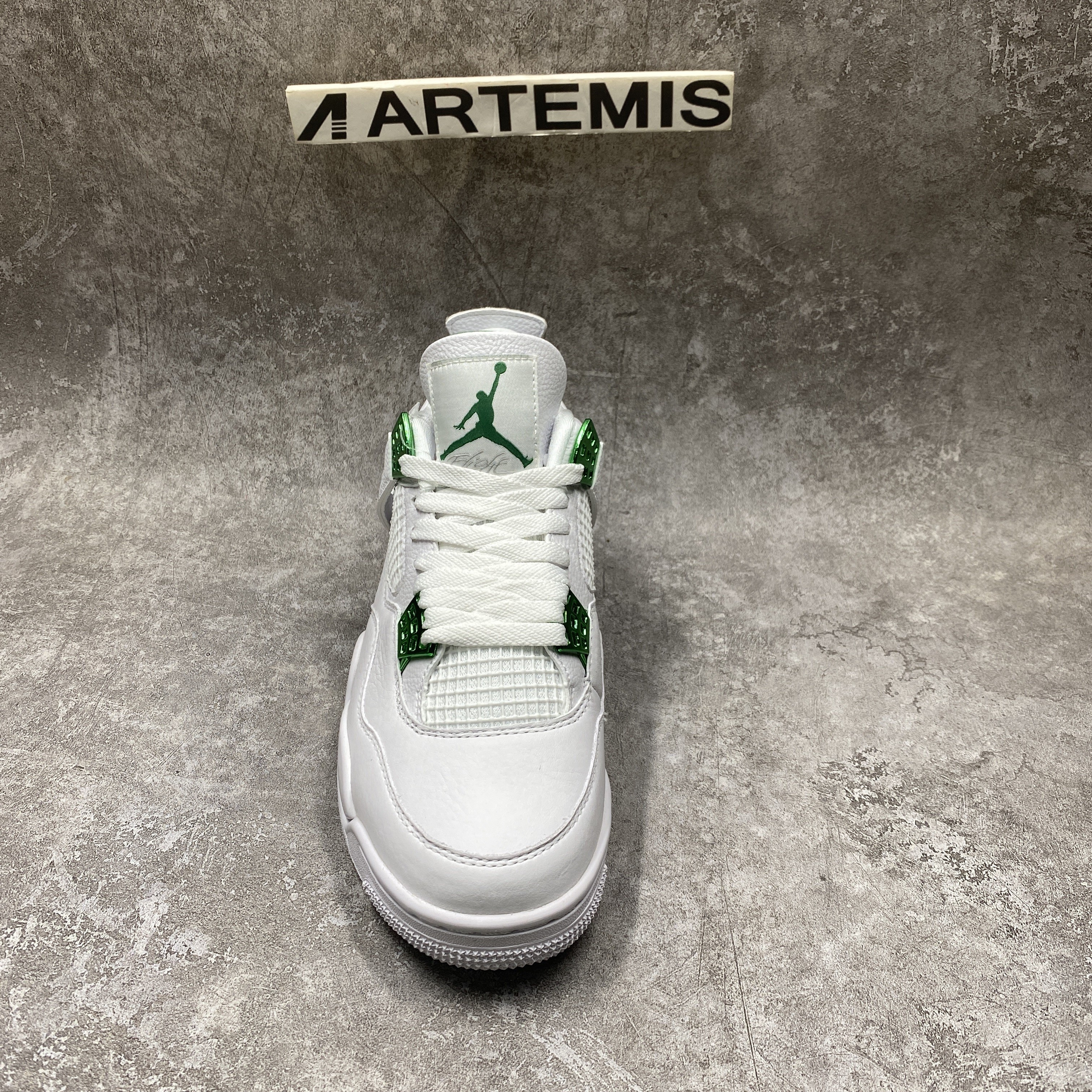 Air Jordan 4 Retro Metallic Green