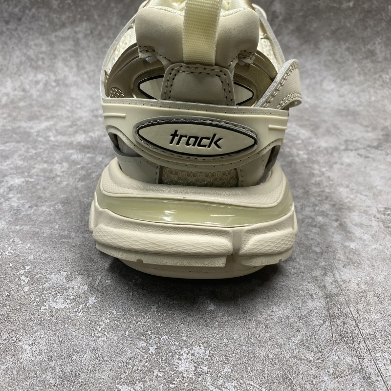 Balenciga Track Light Grey