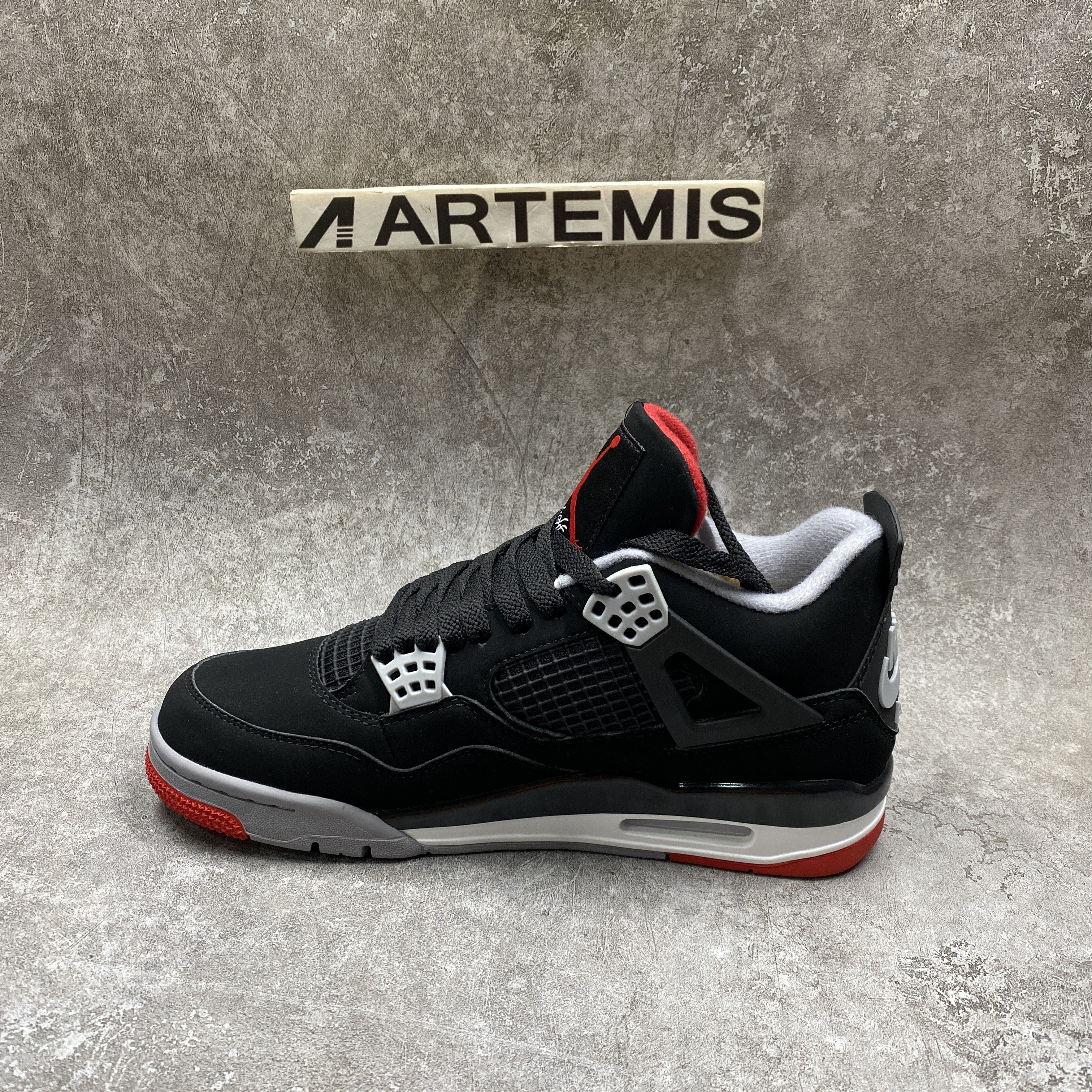 Air Jordan 4 Retro Bred (2019)