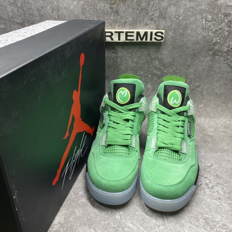 Air Jordan 4 Wahlburgers