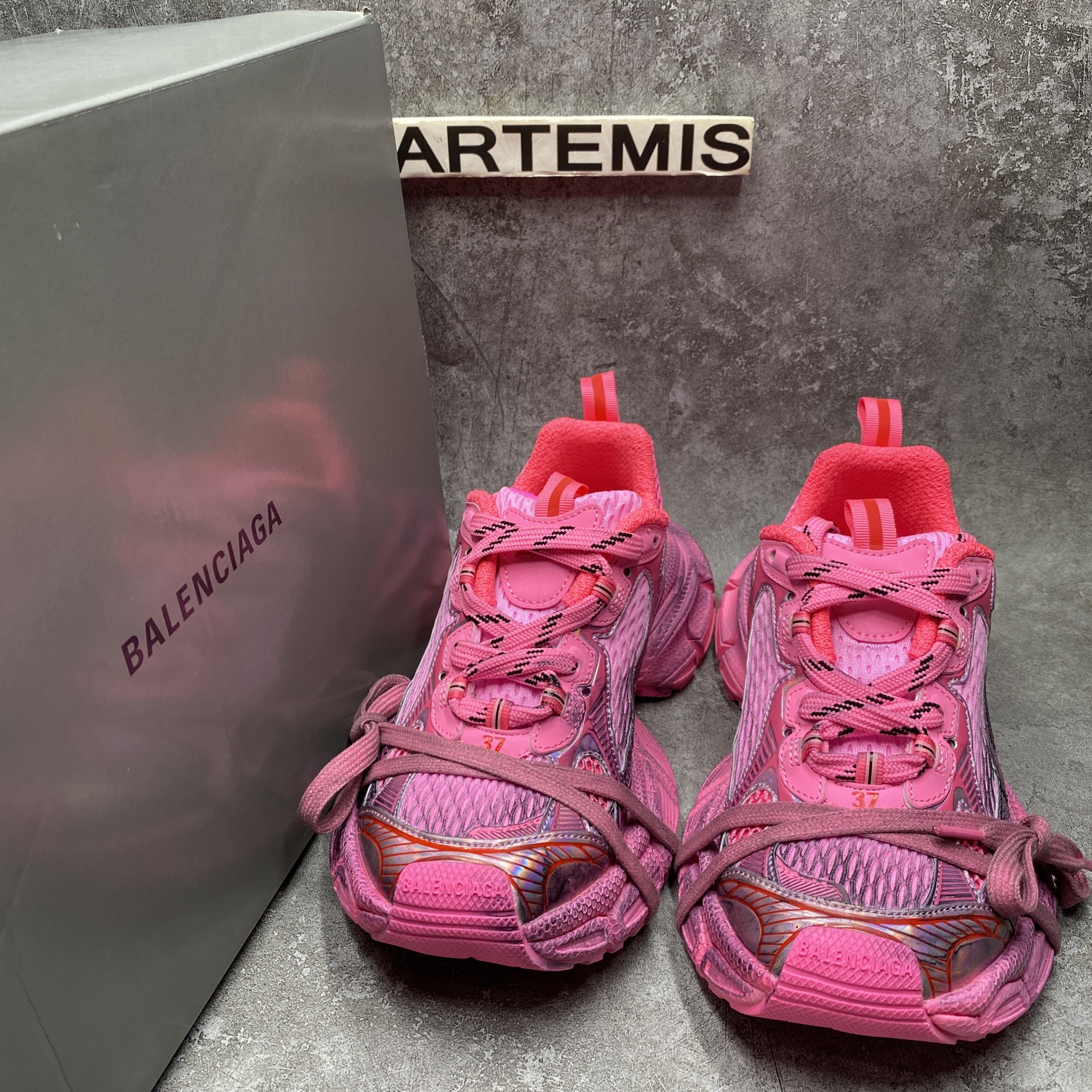 Balenciga 3XL Sneaker in Pink