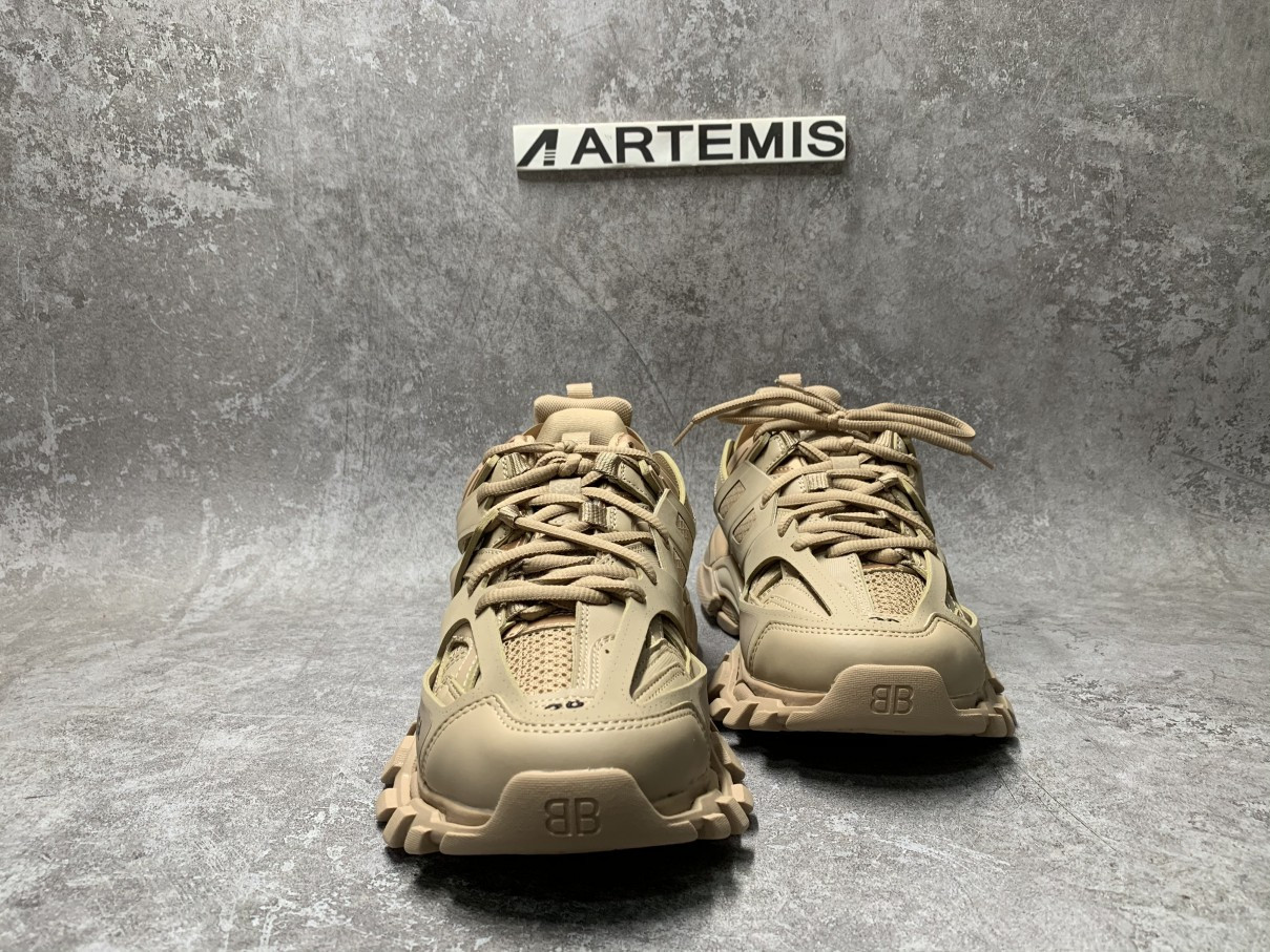 Balenciga Track Beige