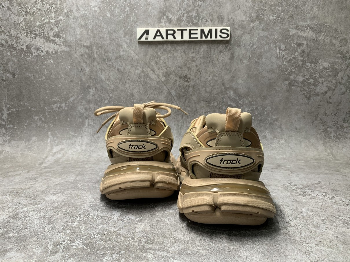 Balenciga Track Beige