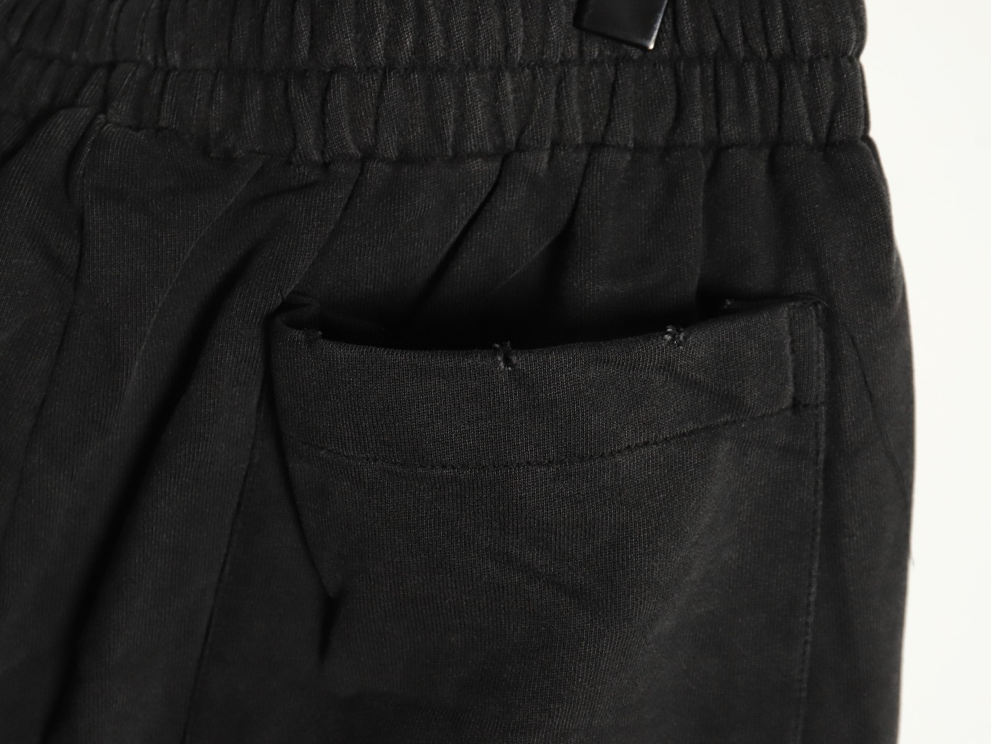 Ba*len*cia*ga shorts
