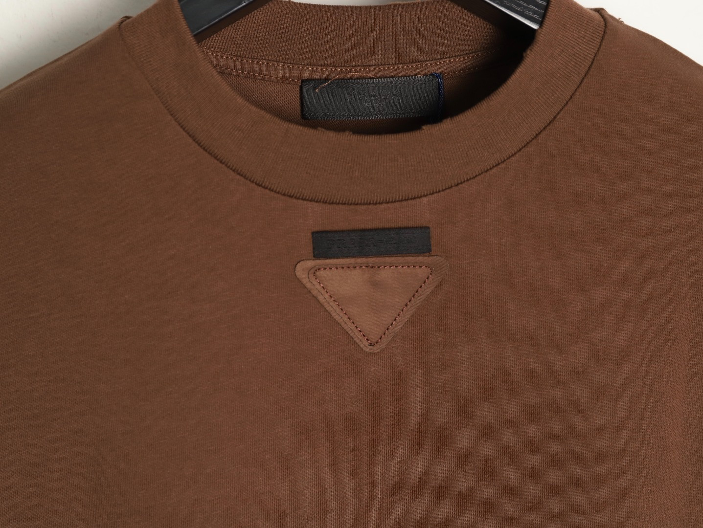 Pra*a long-sleeved t-shirt